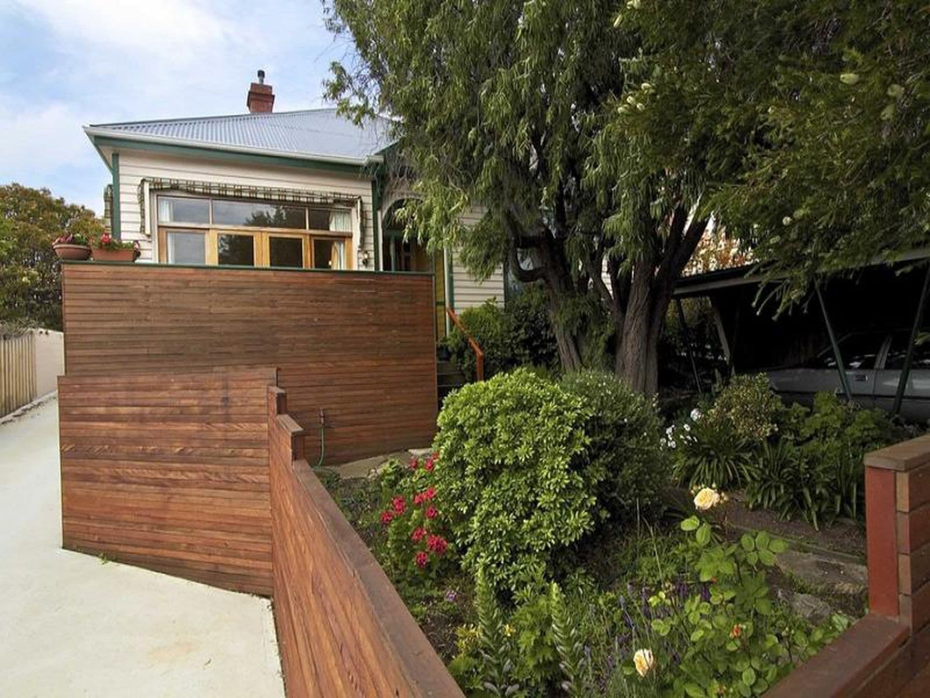 1 / 38 Bayfield Street, BELLERIVE TAS, Bellerive - Image 1