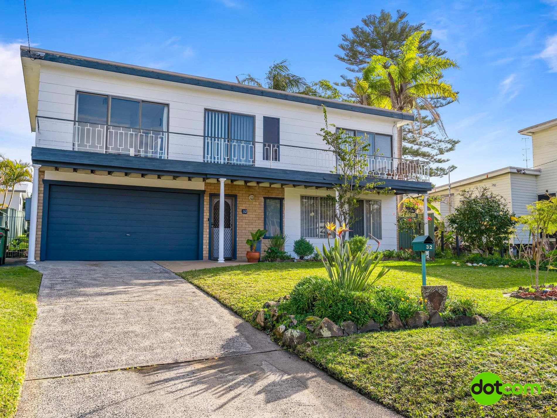 32 Grandview Parade, Gorokan, Gorokan - Image 1