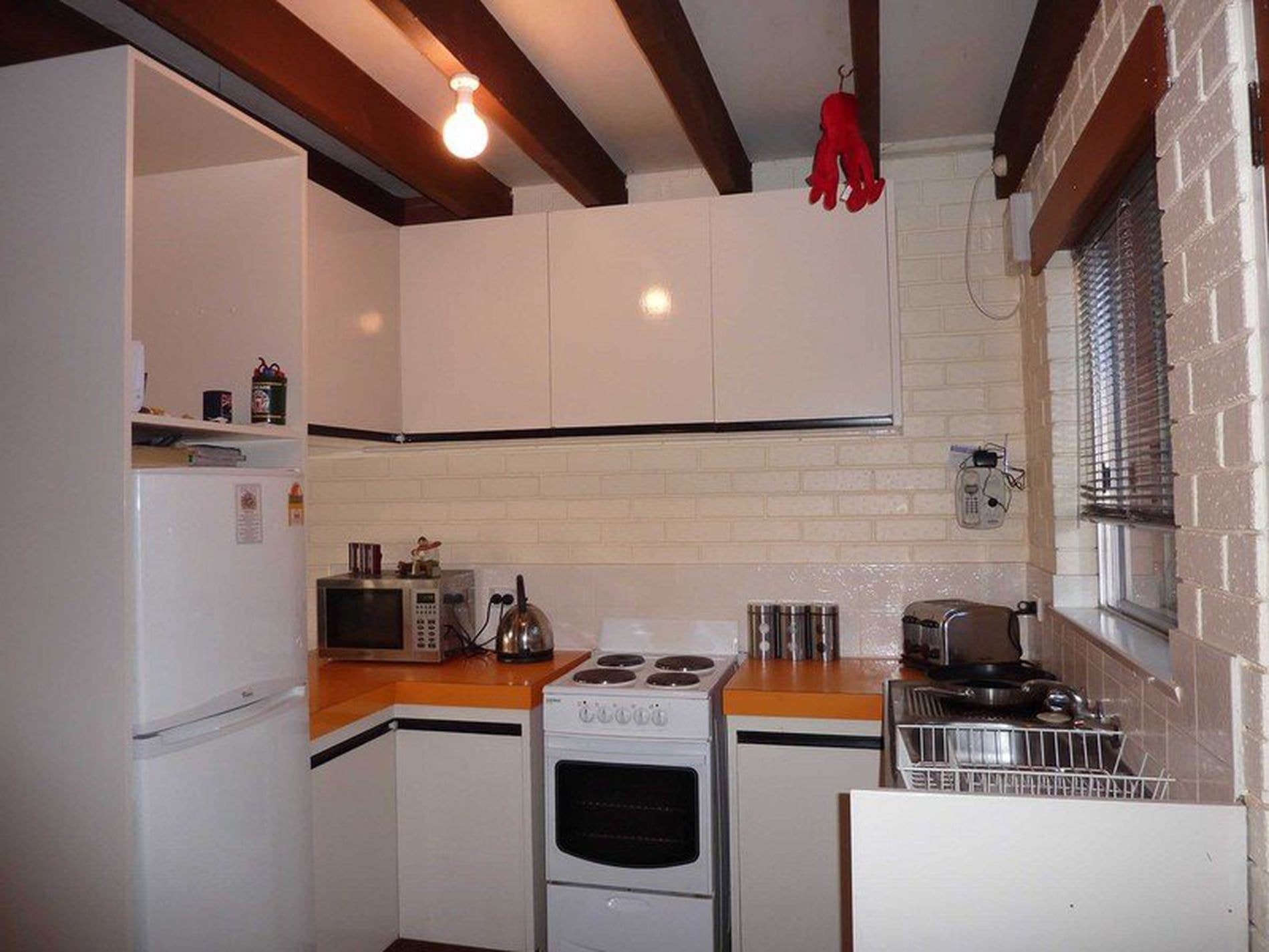 1 / 276 Churchill Avenue, SANDY BAY TAS, Sandy Bay - Thumbnail 3