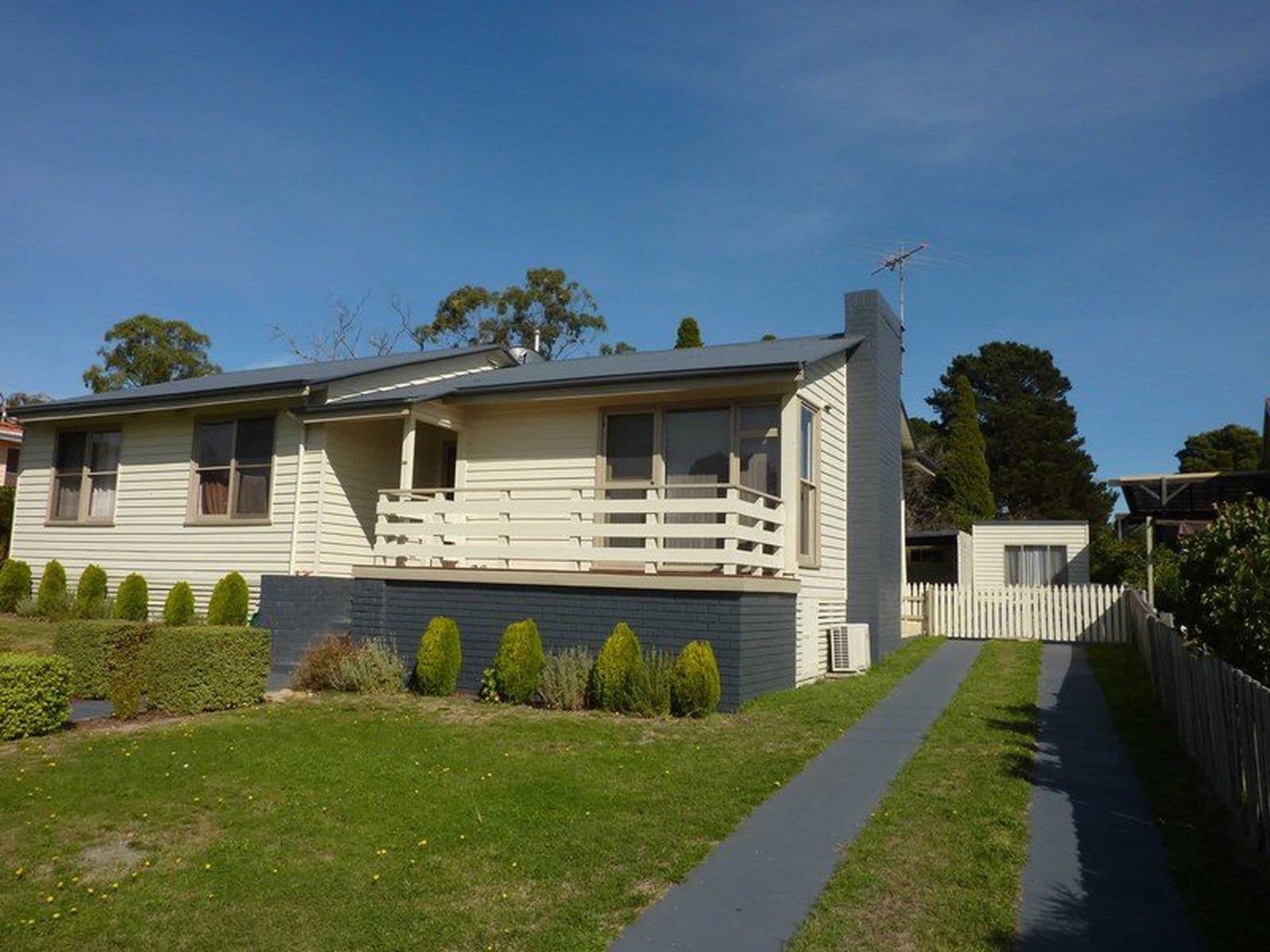 26 Bournville Crescent, CLAREMONT TAS, Claremont - Thumbnail 2