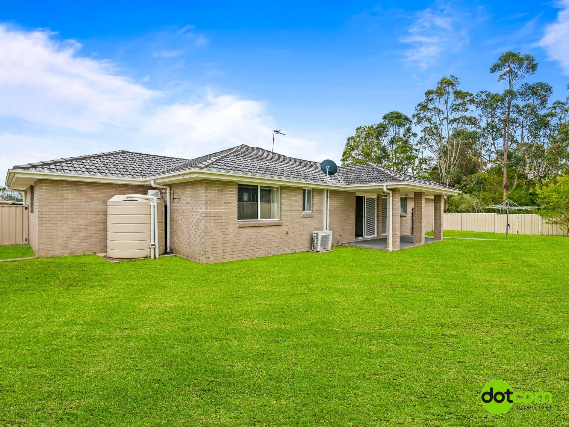 20 Primrose Drive, Hamlyn Terrace, Hamlyn Terrace - Thumbnail 8