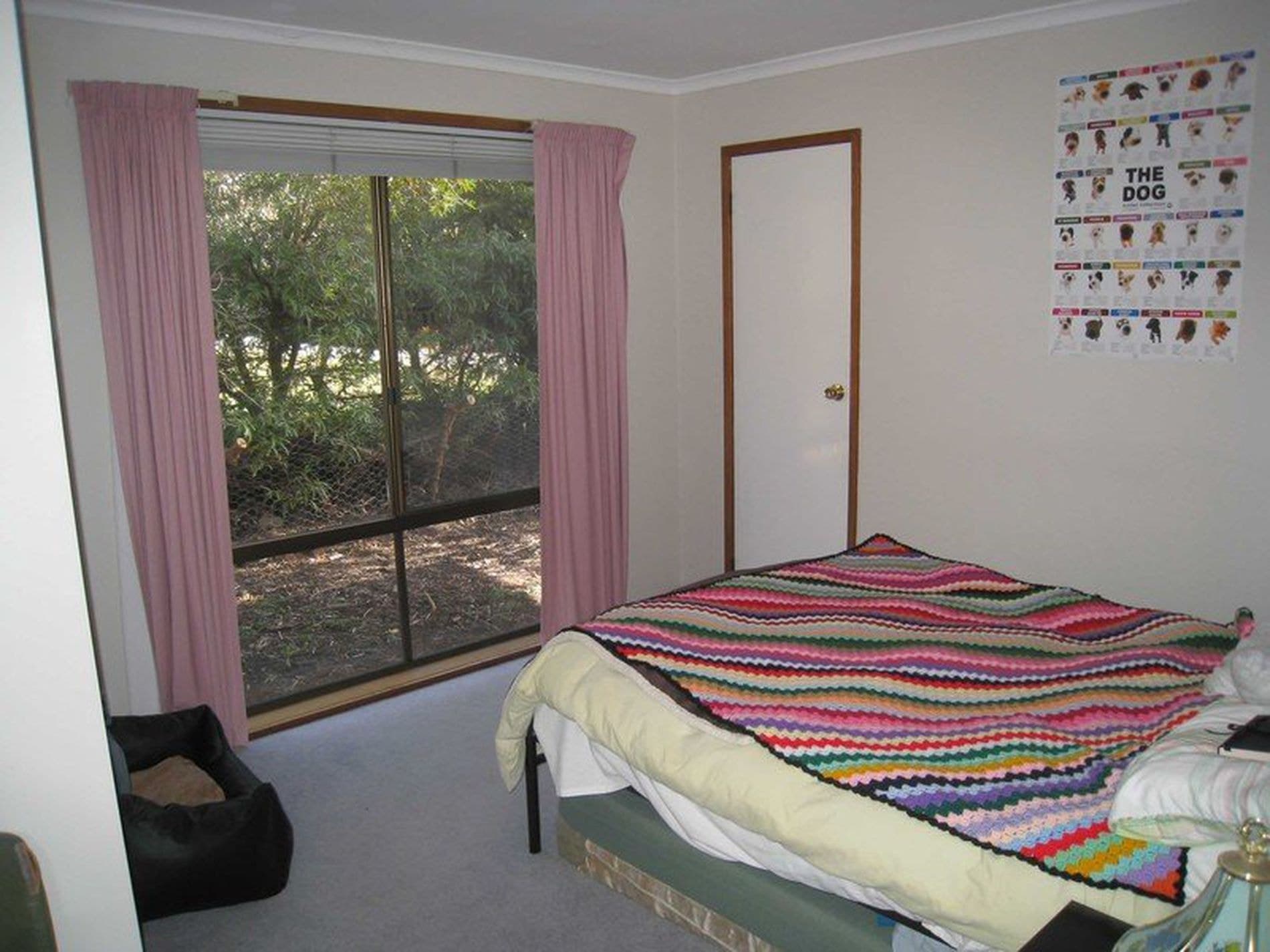 3 bedroom villa with yard, Blackmans Bay - Thumbnail 6