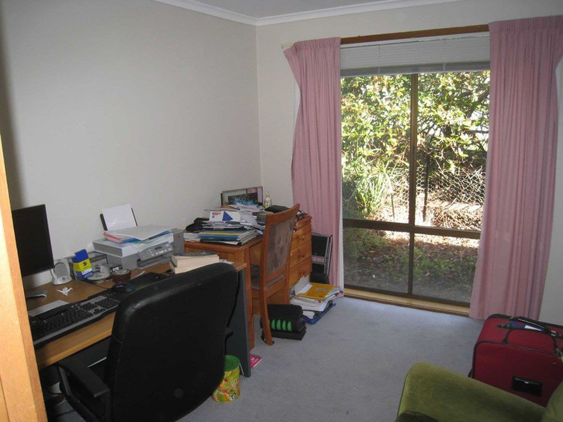 3 bedroom villa with yard, Blackmans Bay - Thumbnail 7