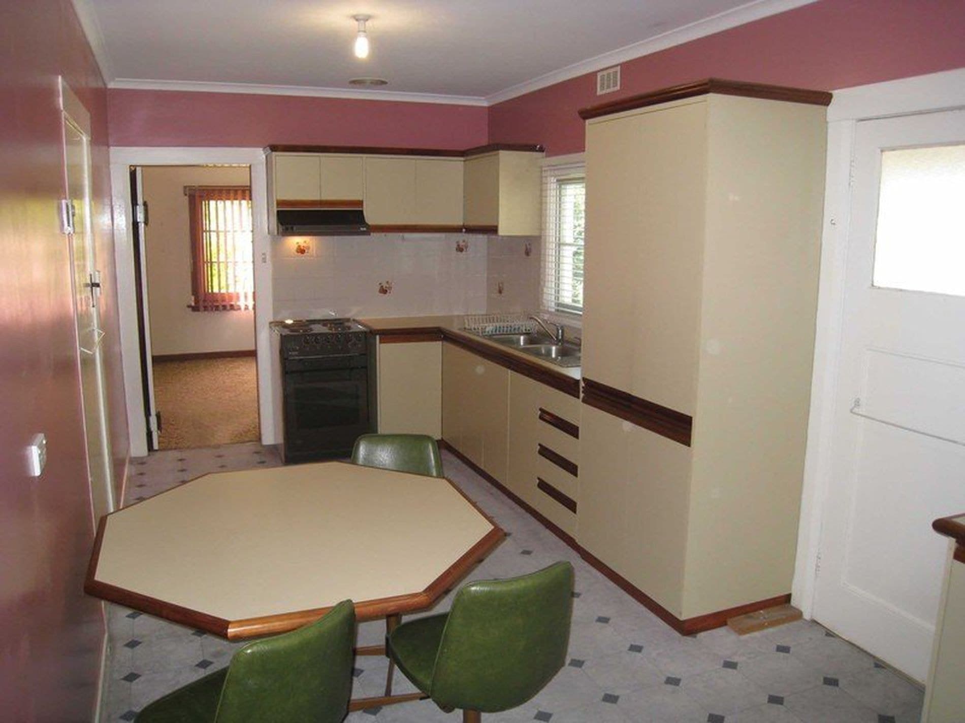 4 Clydesdale Avenue, GLENORCHY TAS, Glenorchy - Thumbnail 5