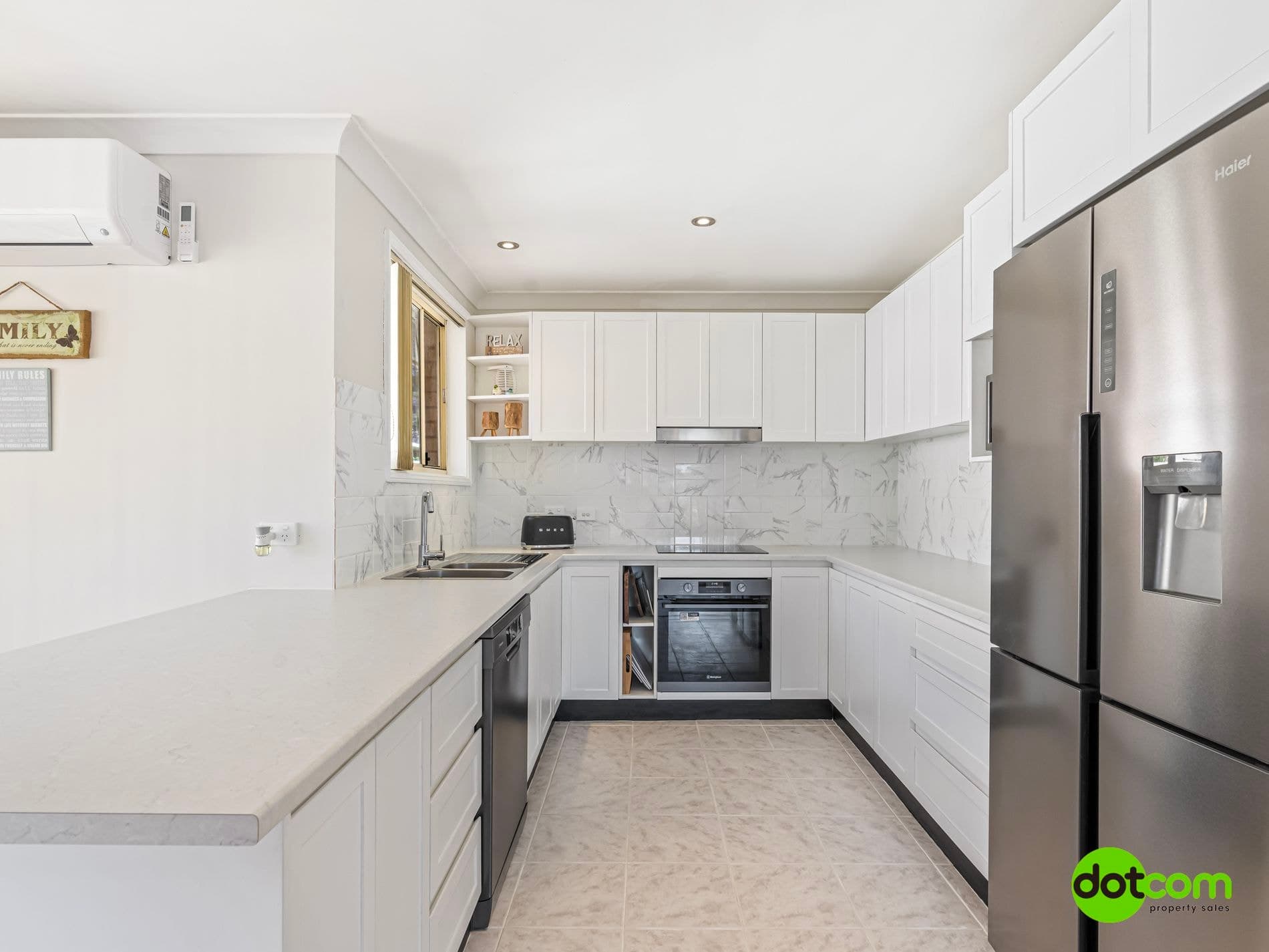 93 Yeramba Road, Summerland Point, Summerland Point - Thumbnail 3
