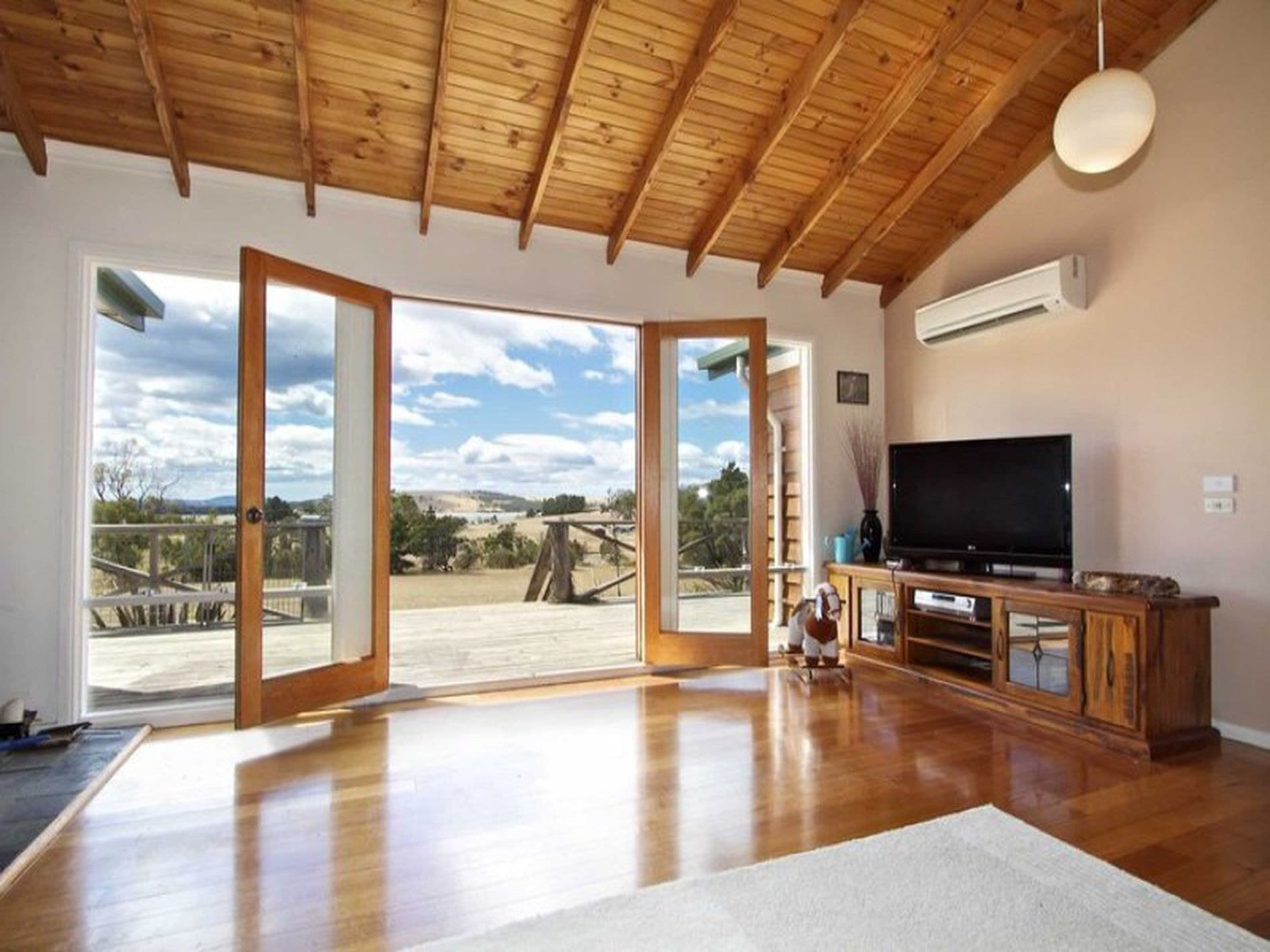 182 Clifton Beach Road, CLIFTON BEACH TAS, Clifton Beach - Thumbnail 2