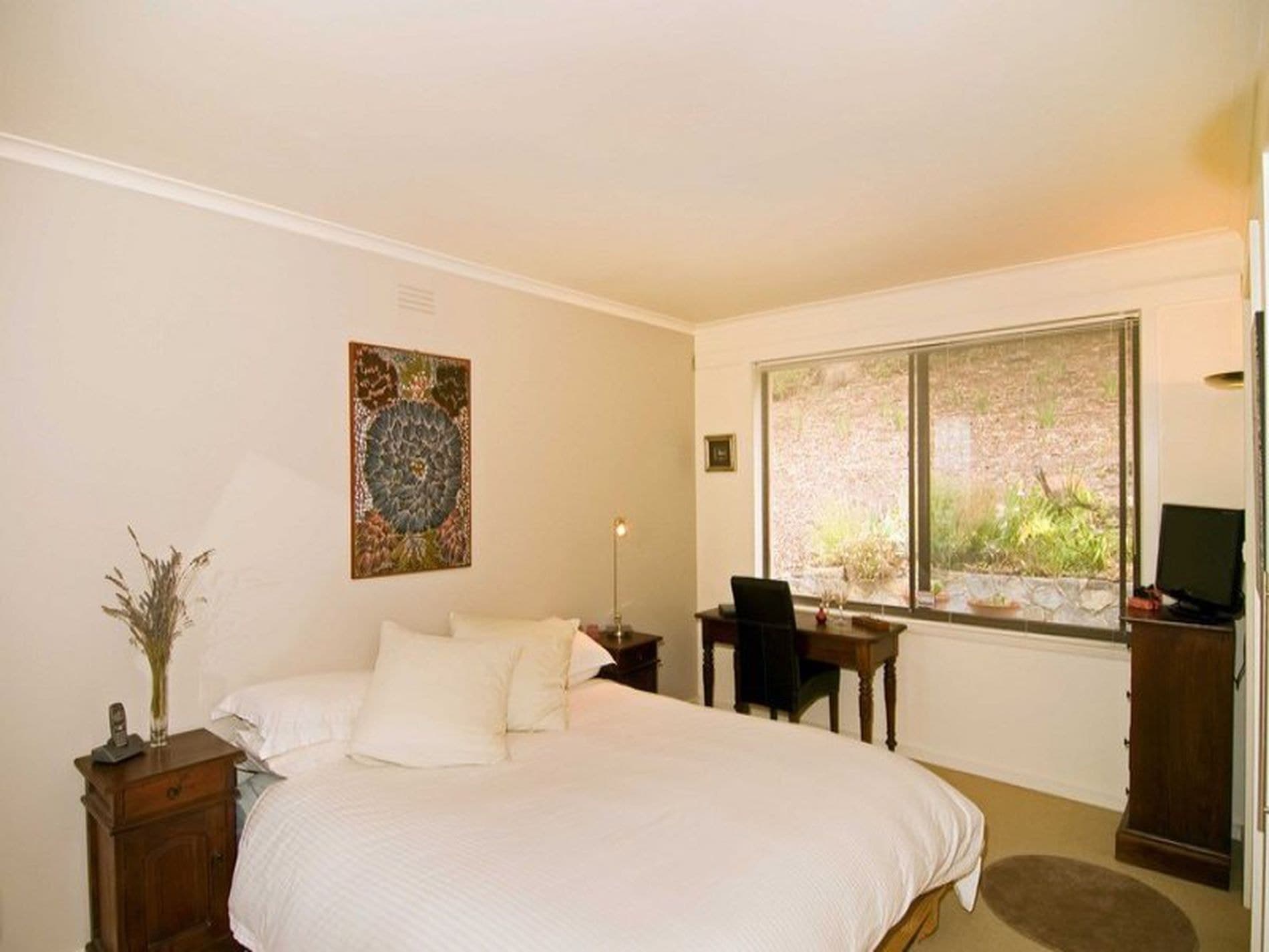 244 Churchill Avenue, SANDY BAY TAS, Sandy Bay - Thumbnail 6