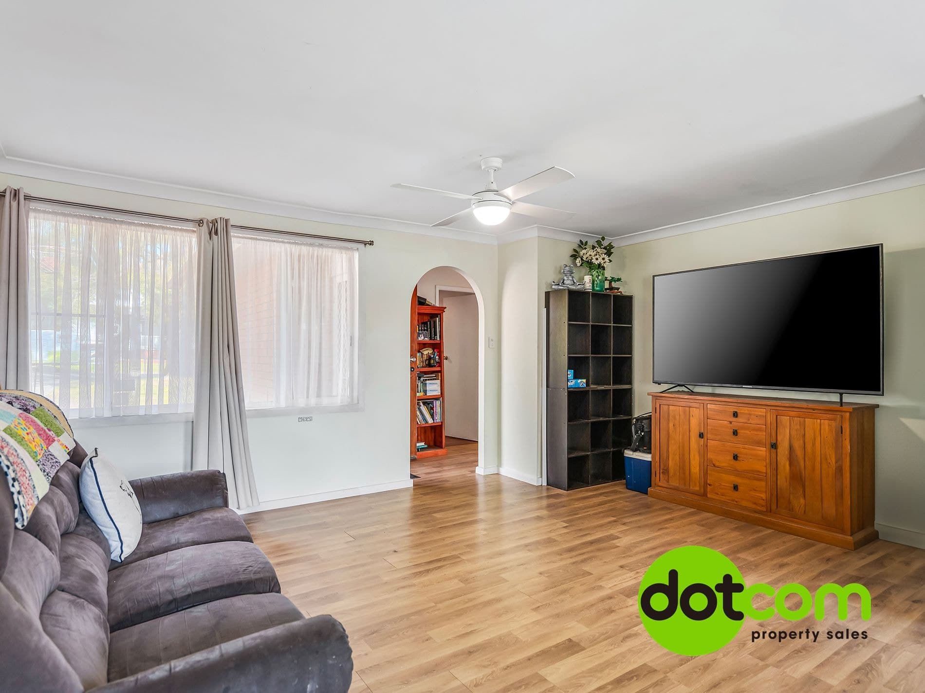 7 Ocean View Road, Gorokan, Gorokan - Thumbnail 3