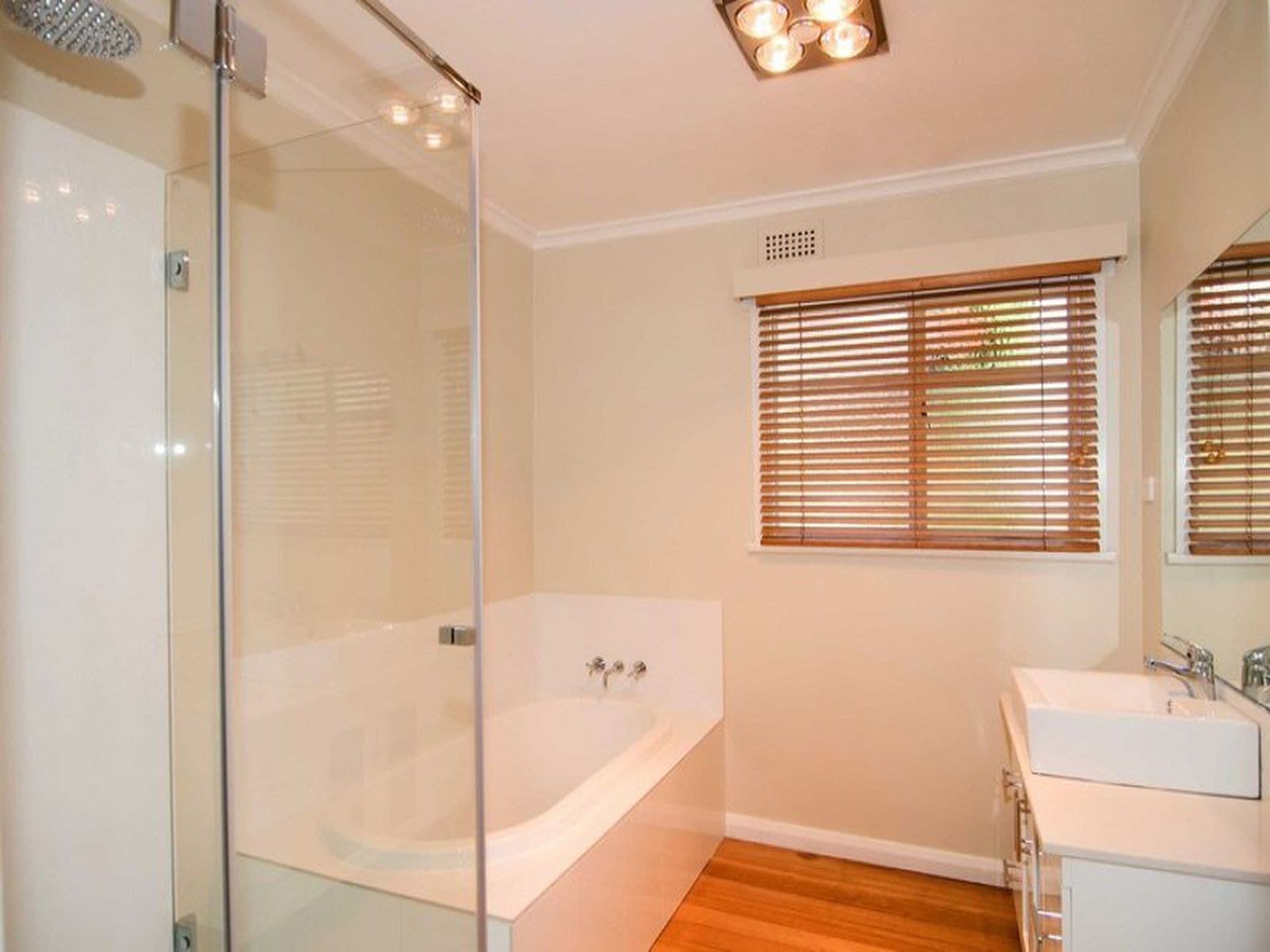 12 Forster Street, NEW TOWN TAS, New Town - Thumbnail 2