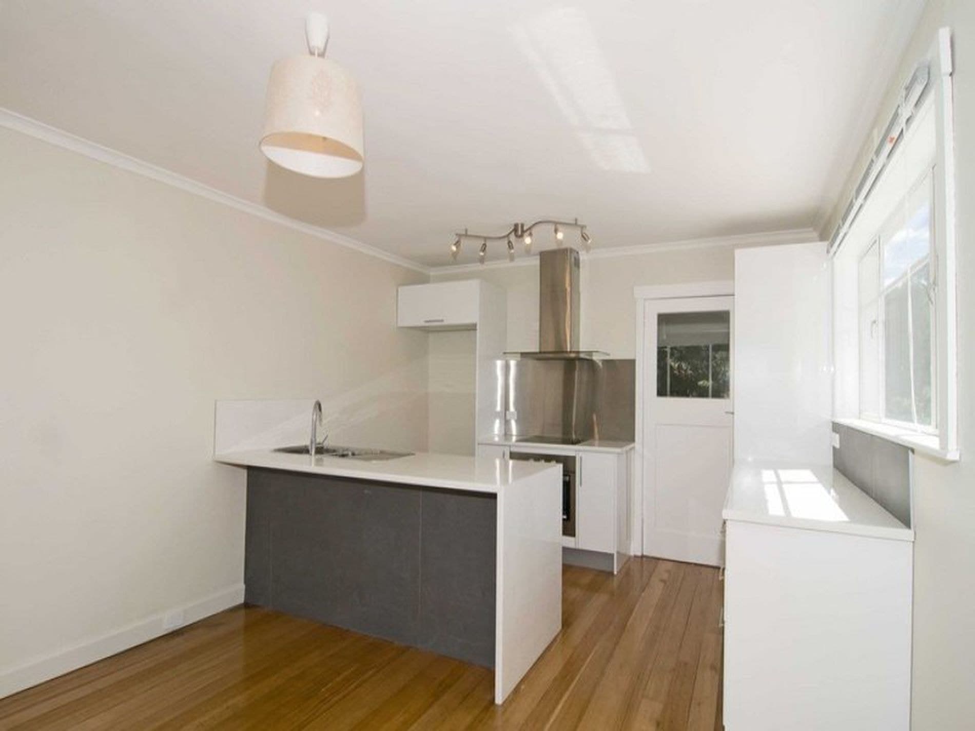 12 Forster Street, NEW TOWN TAS, New Town - Thumbnail 3