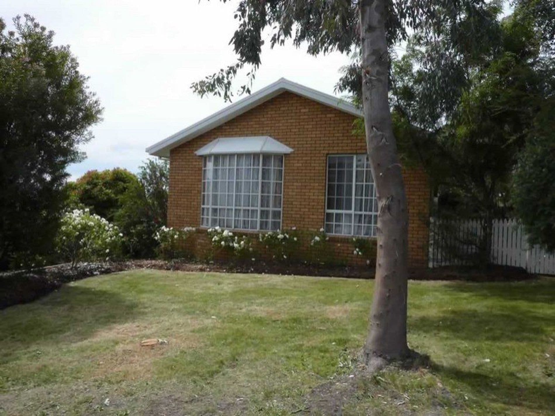 4 Amberley Court, BLACKMANS BAY TAS, Blackmans Bay - Thumbnail 2