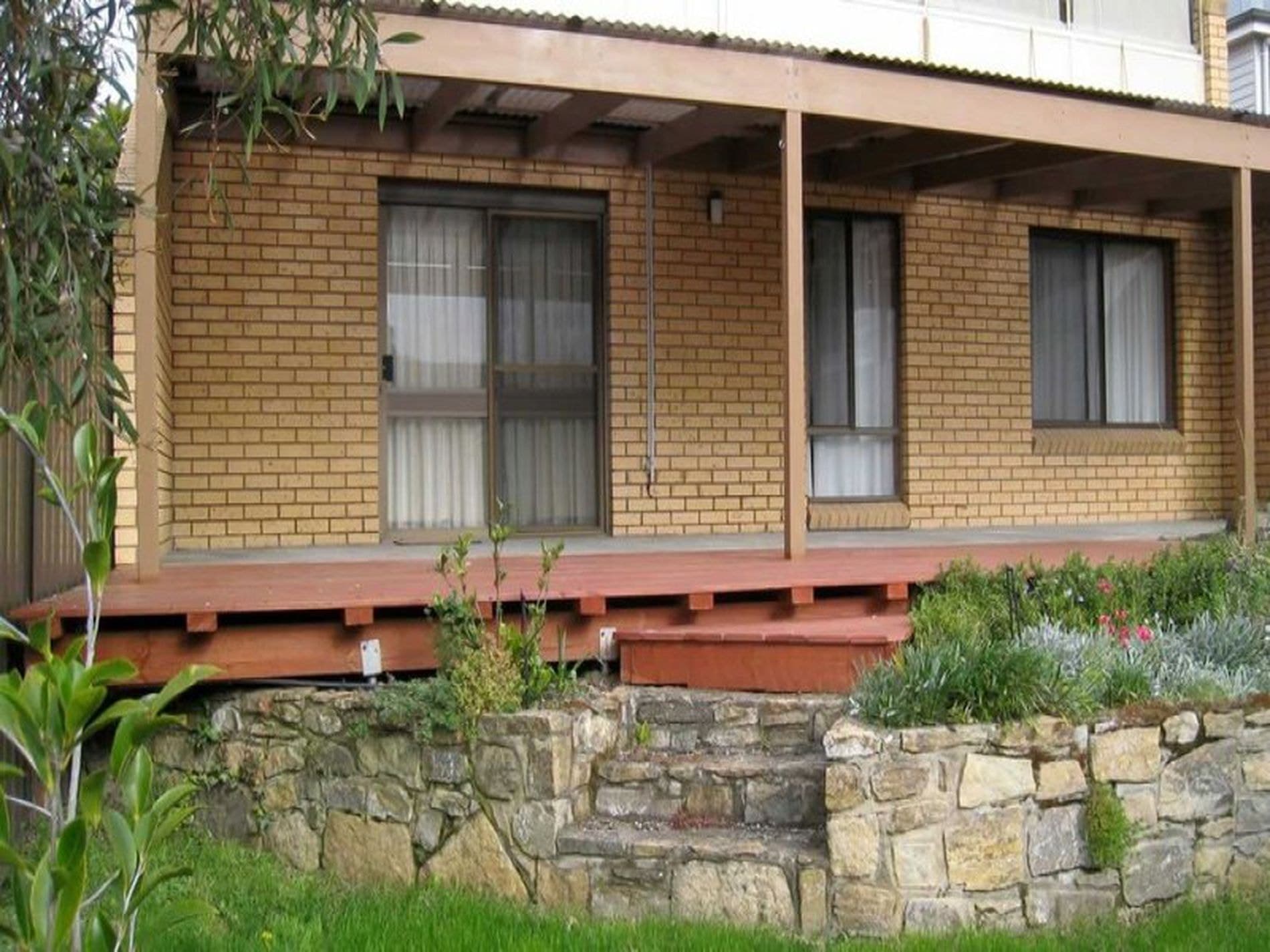1 / 9 Lambert Avenue, Sandy Bay, Sandy Bay - Image 1