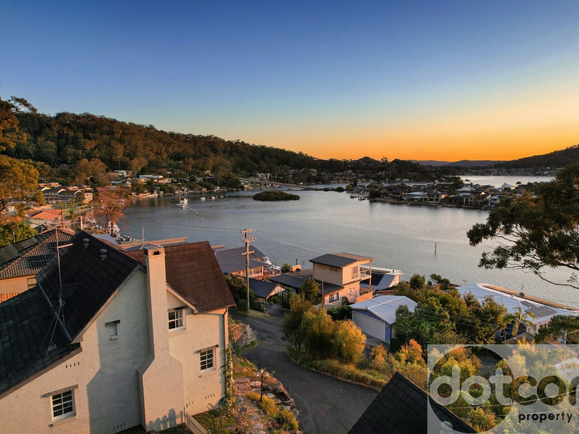 136 Rickard Road, Empire Bay, Empire Bay - Thumbnail 3