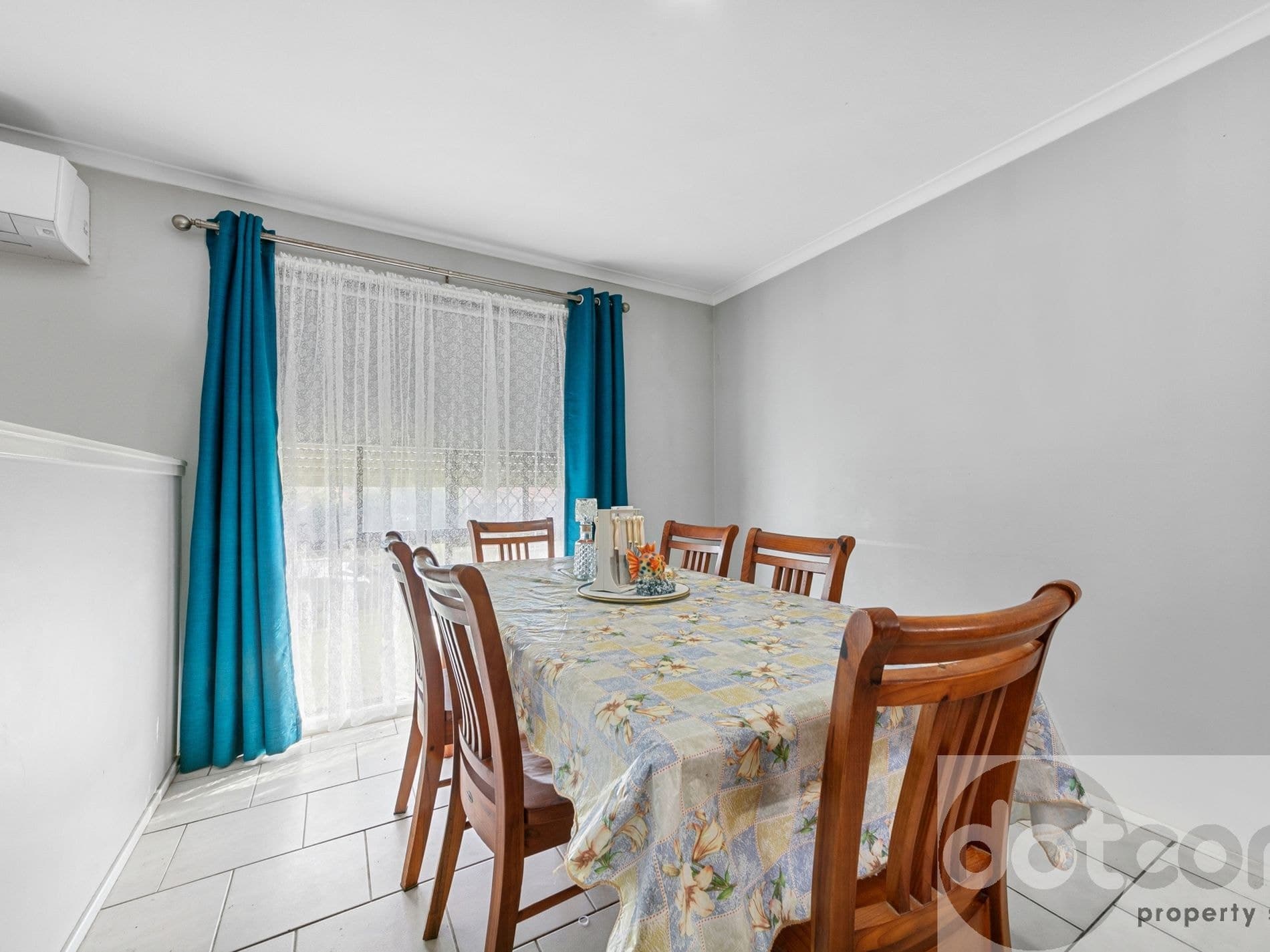 57 Campbell Parade, Mannering Park - Thumbnail 5