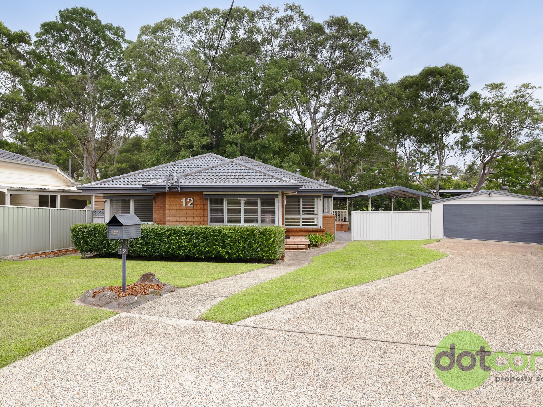 12 Jamboree Close, Fennell Bay - Image 1