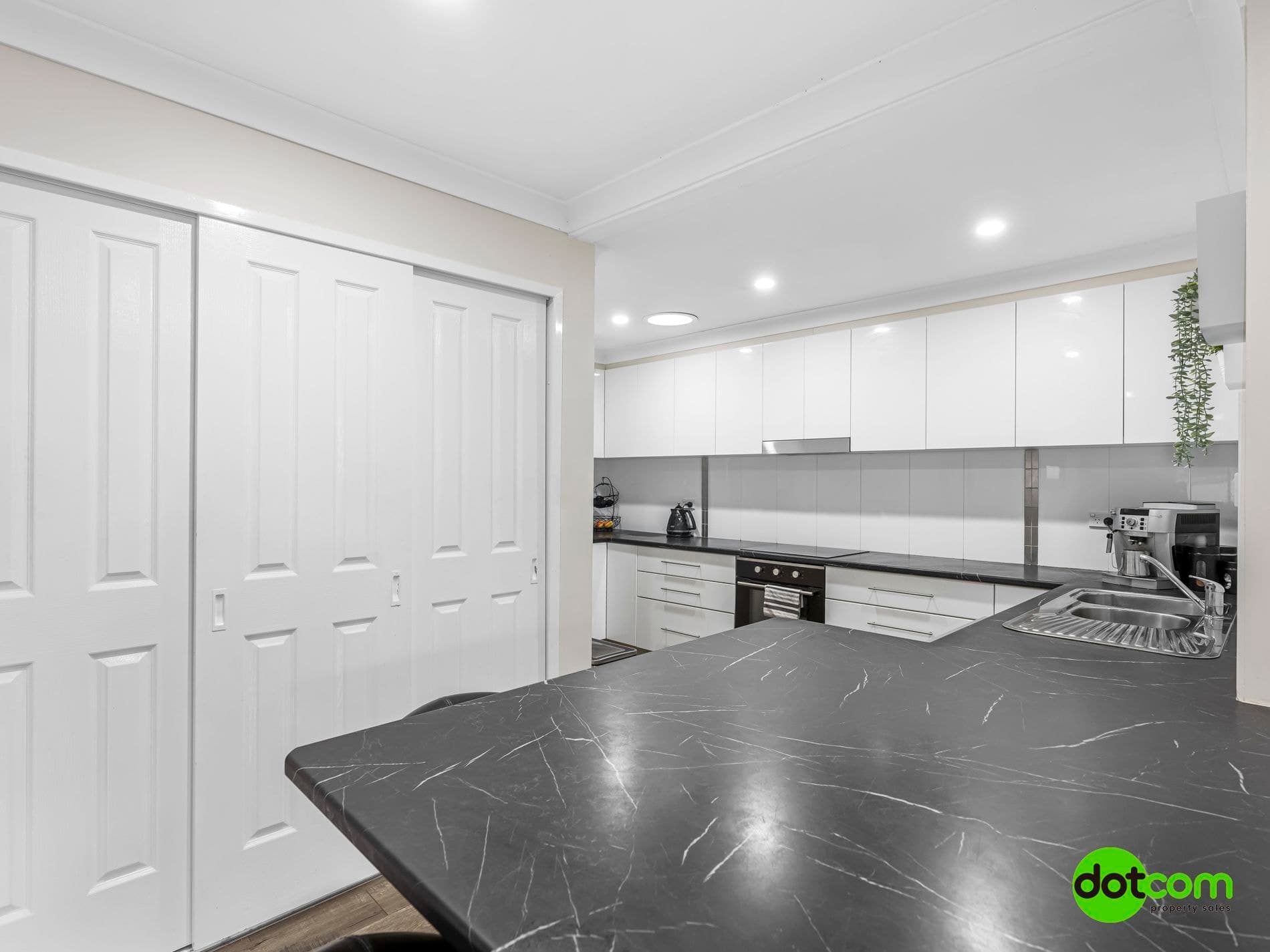 37 Moola Road, Buff Point, Buff Point - Thumbnail 7
