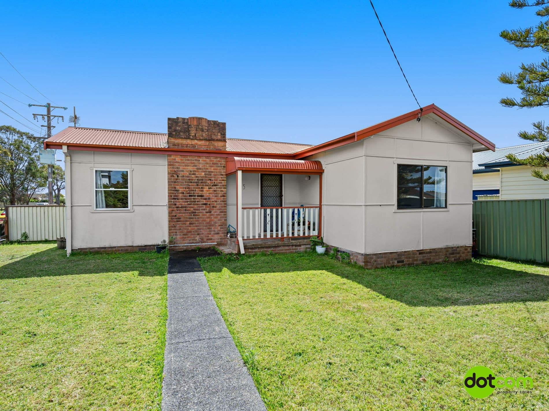 5 & 5A James Road, Toukley - Image 1