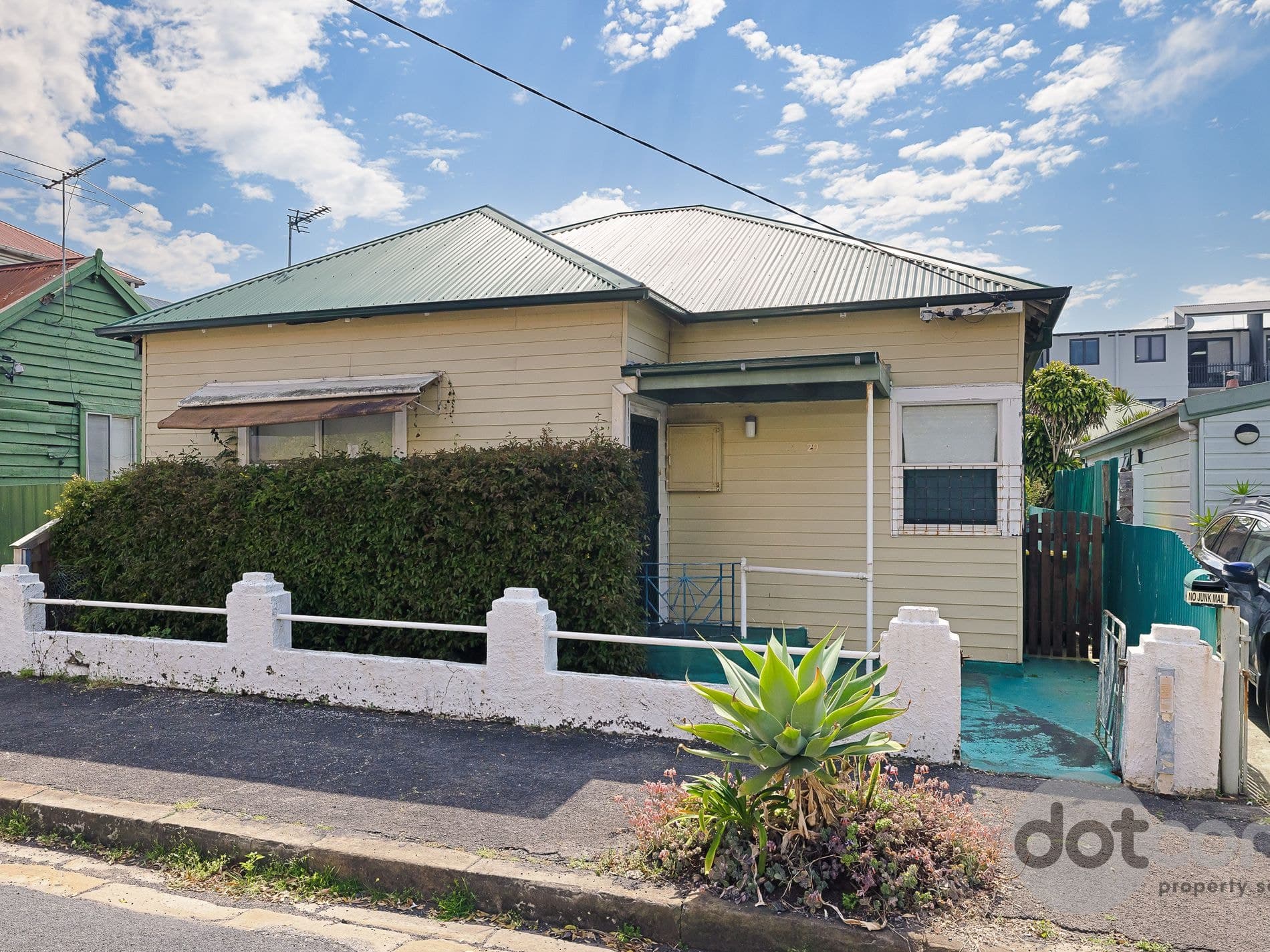 29 Grey Street, Wickham - Image 1