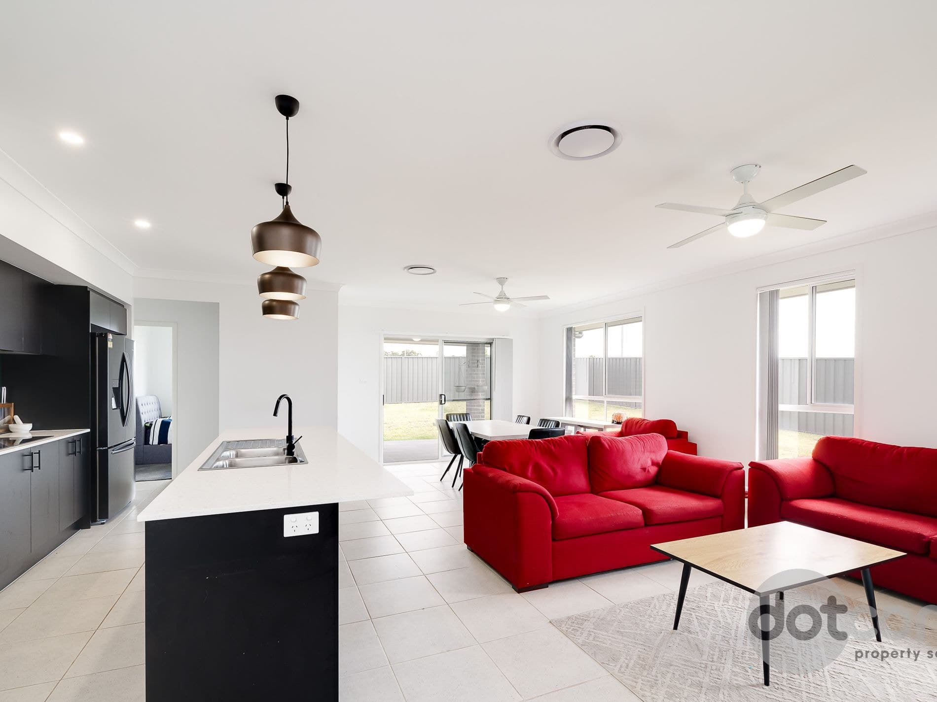 25 Royston Circuit, Farley - Thumbnail 4