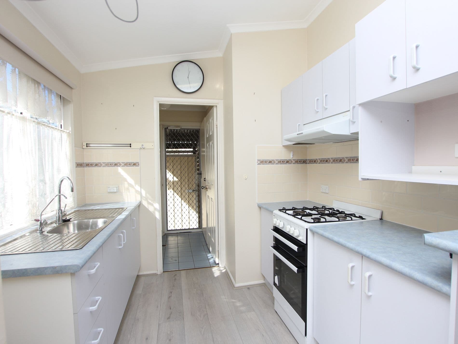 15 Duncan Sinclair Place, Kincumber - Thumbnail 2