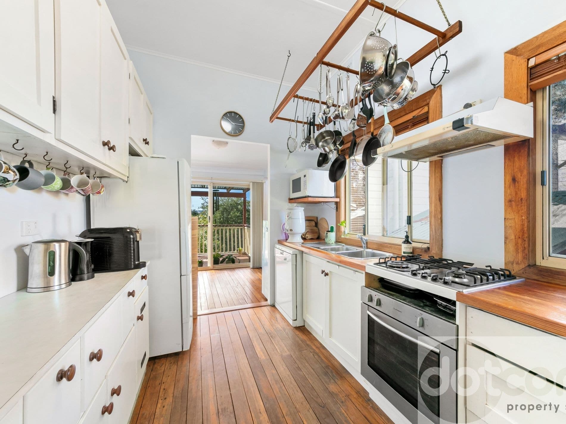 9 Waterview Crescent, Tascott - Thumbnail 5