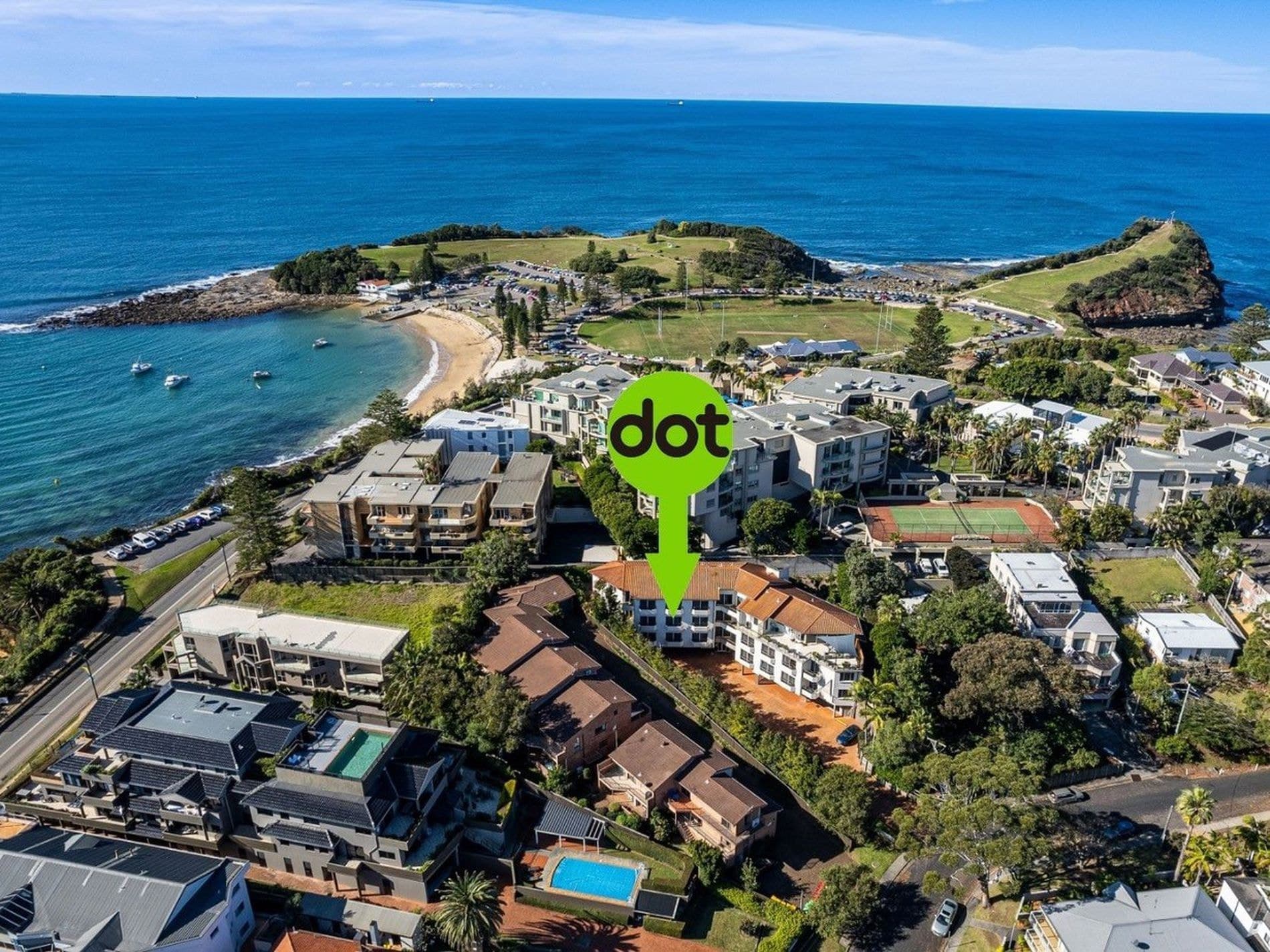 7 / 6 Maroomba Road, Terrigal - Image 1