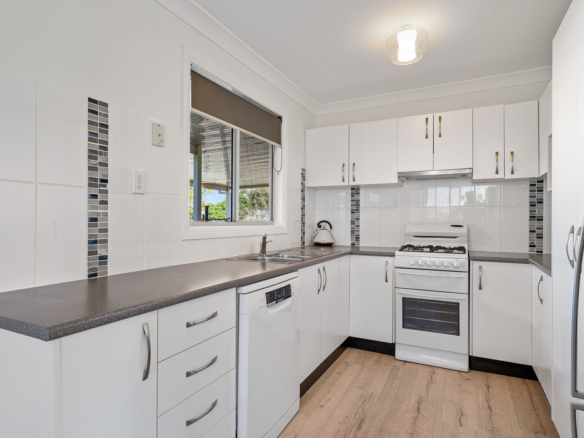 57 Pinehurst Way, Blue Haven - Thumbnail 6