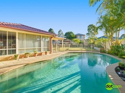 6 Mountain Ash Road, Hamlyn Terrace - Image 1