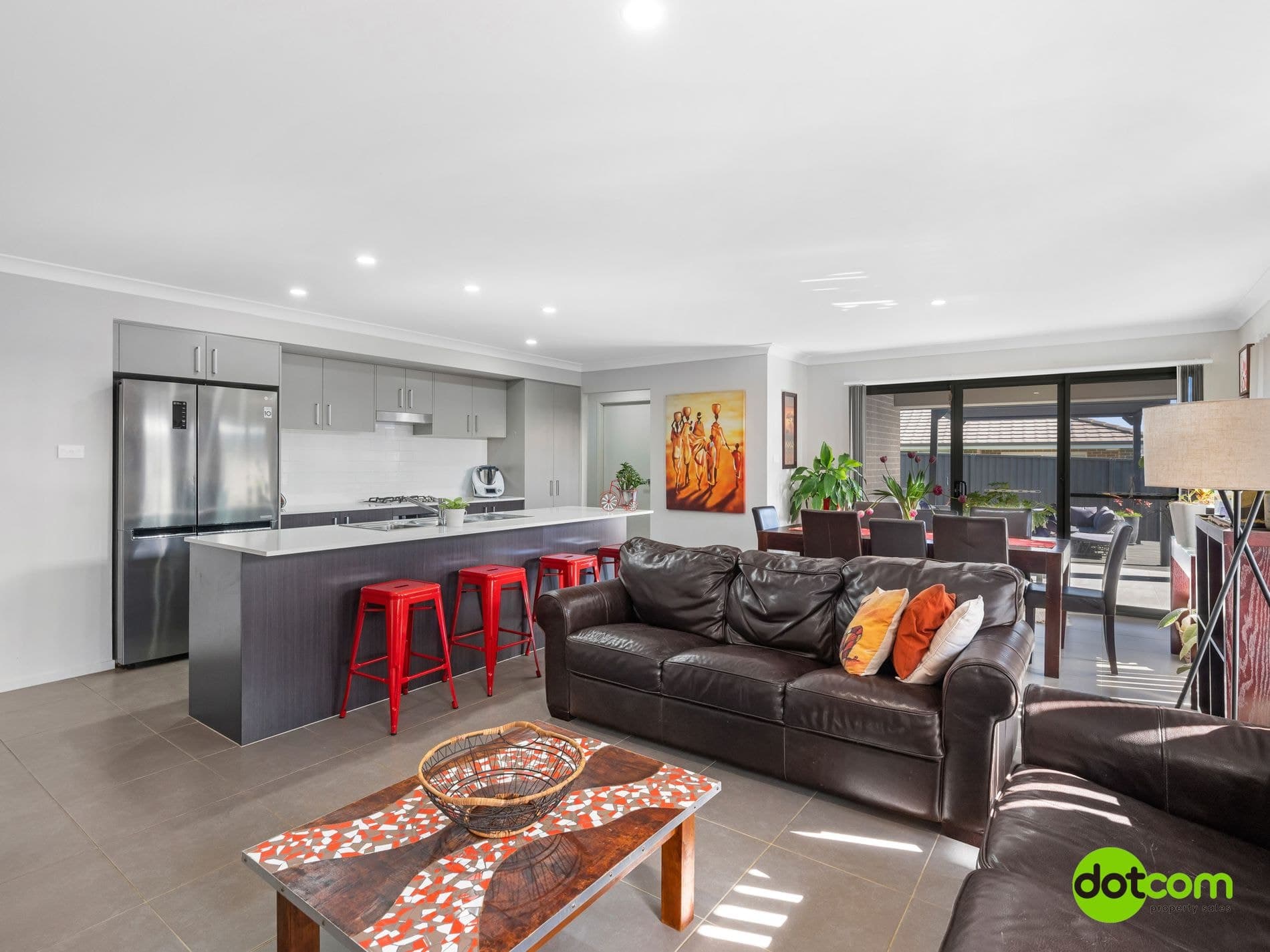 23 Nevis Street, Hamlyn Terrace - Thumbnail 2