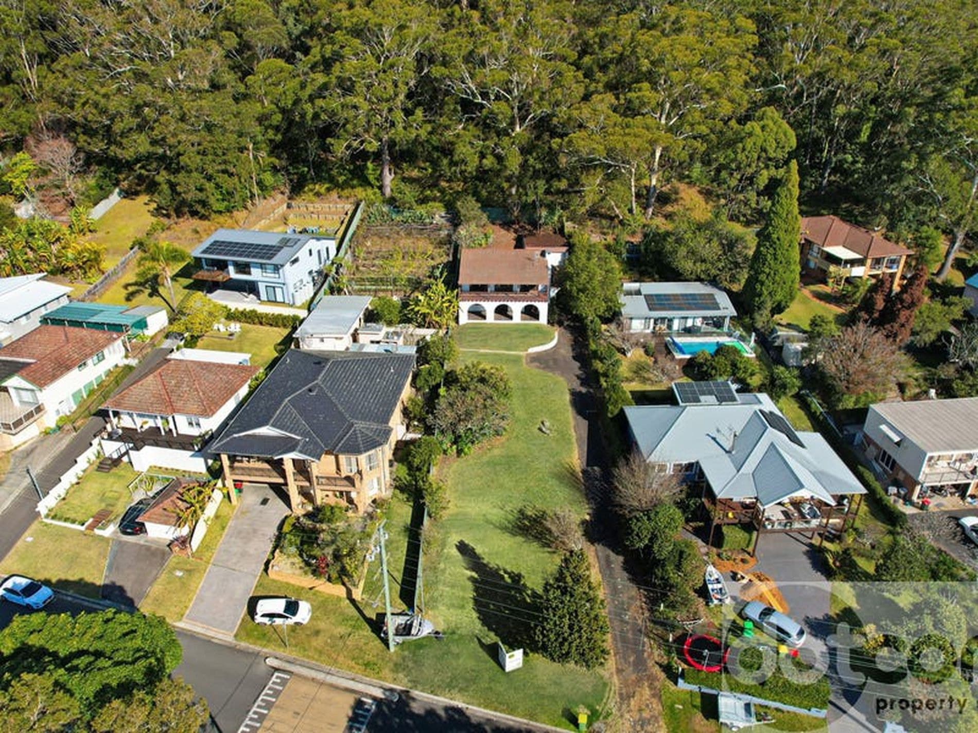 409 Orange Grove Road, Blackwall - Thumbnail 6