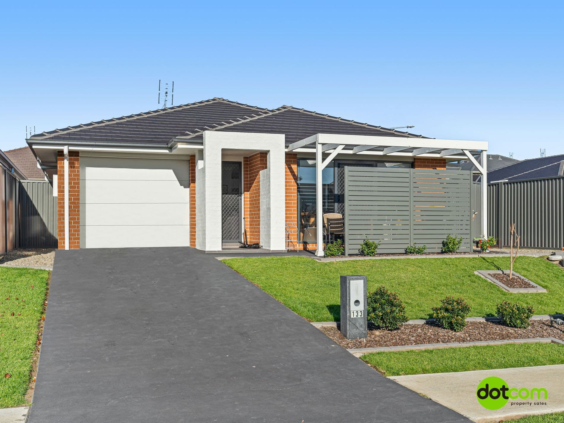 133 Georgia Drive, Hamlyn Terrace - Image 1
