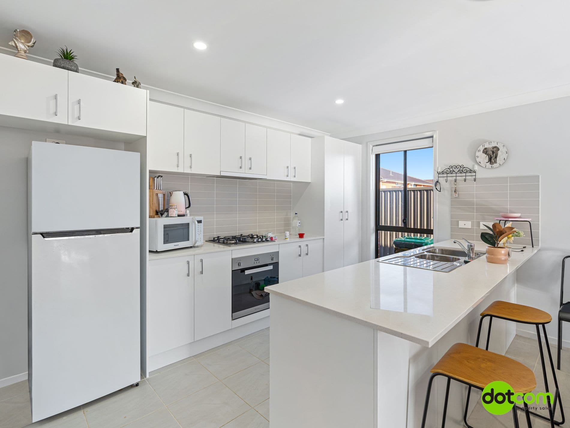 133 Georgia Drive, Hamlyn Terrace - Thumbnail 3