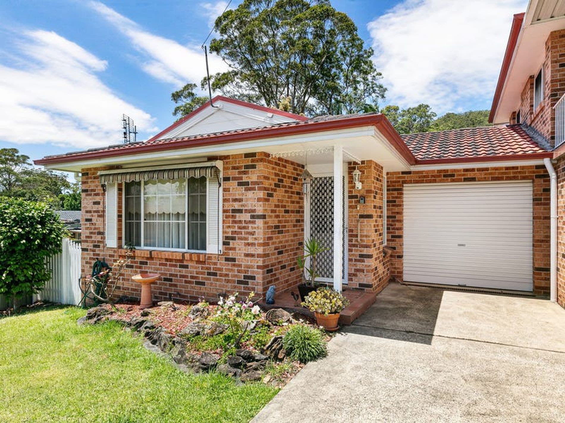 2 / 2 Redgrove Street, Green Point - Thumbnail 2