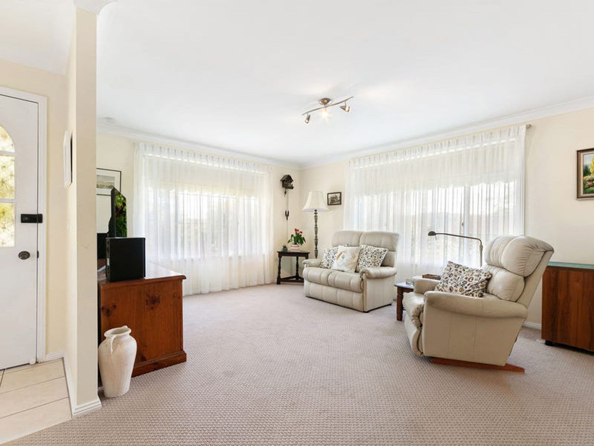 2 / 2 Redgrove Street, Green Point - Thumbnail 3