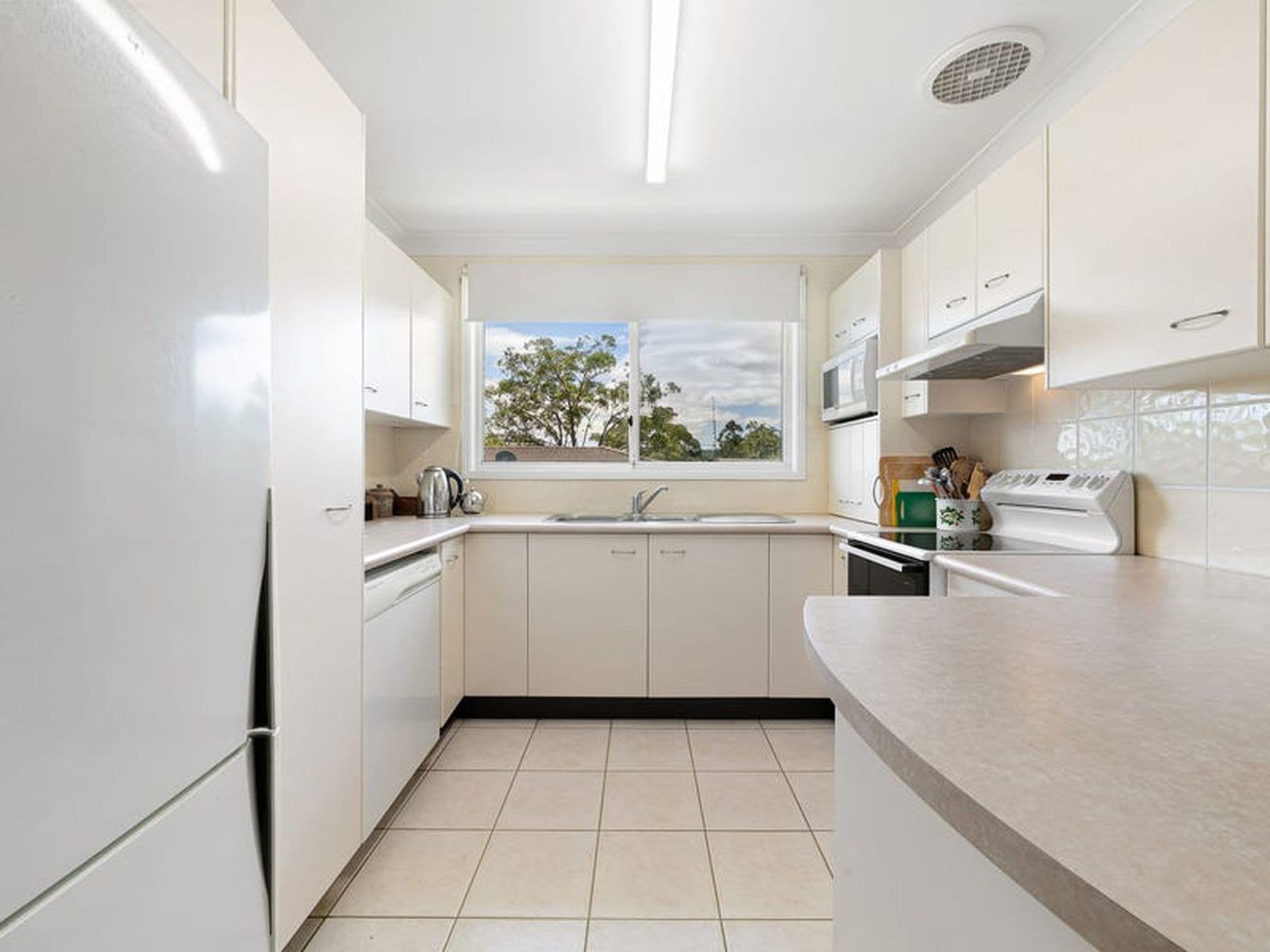 2 / 2 Redgrove Street, Green Point - Thumbnail 5