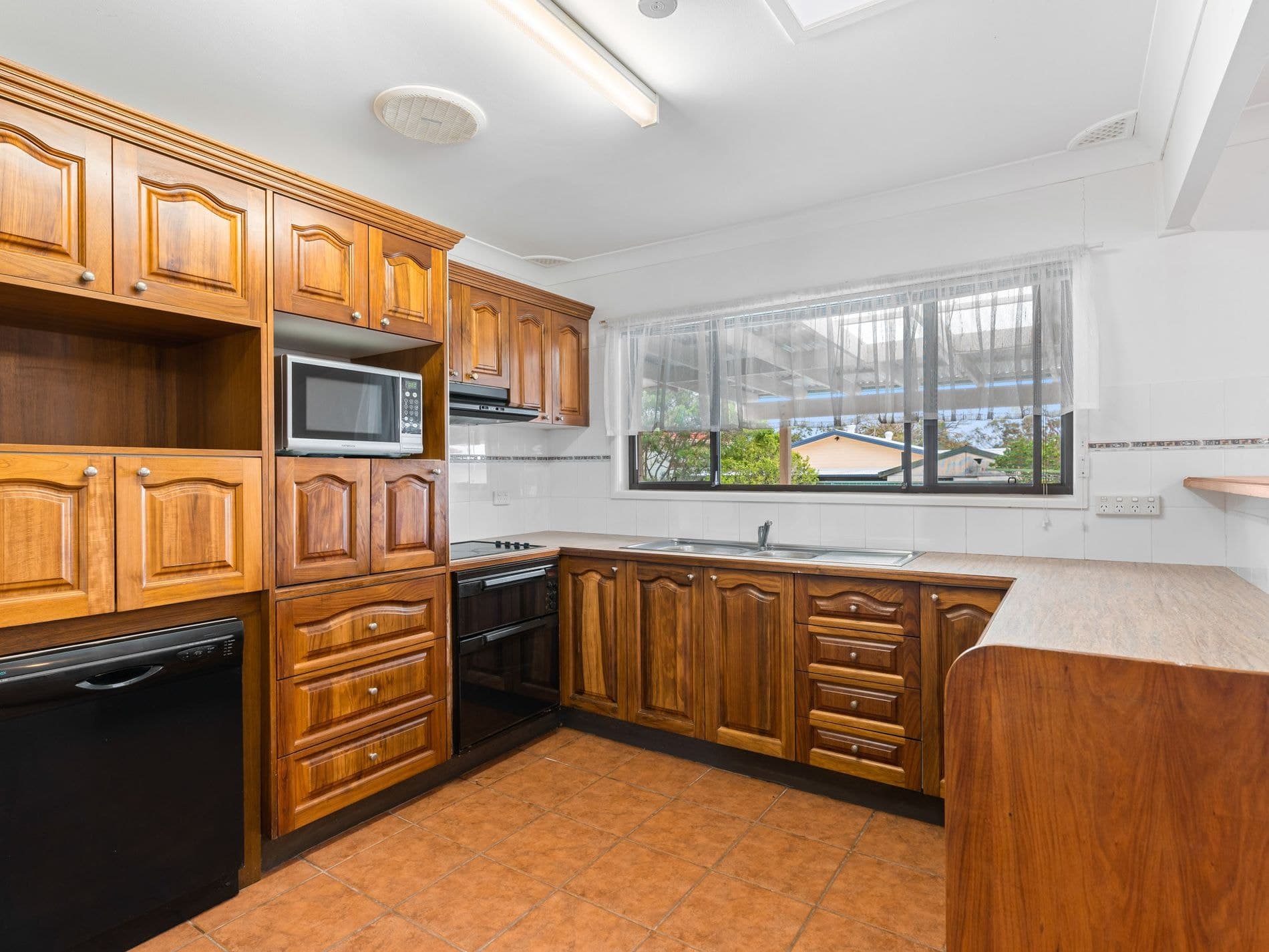 67 Wall Road, Gorokan - Thumbnail 4