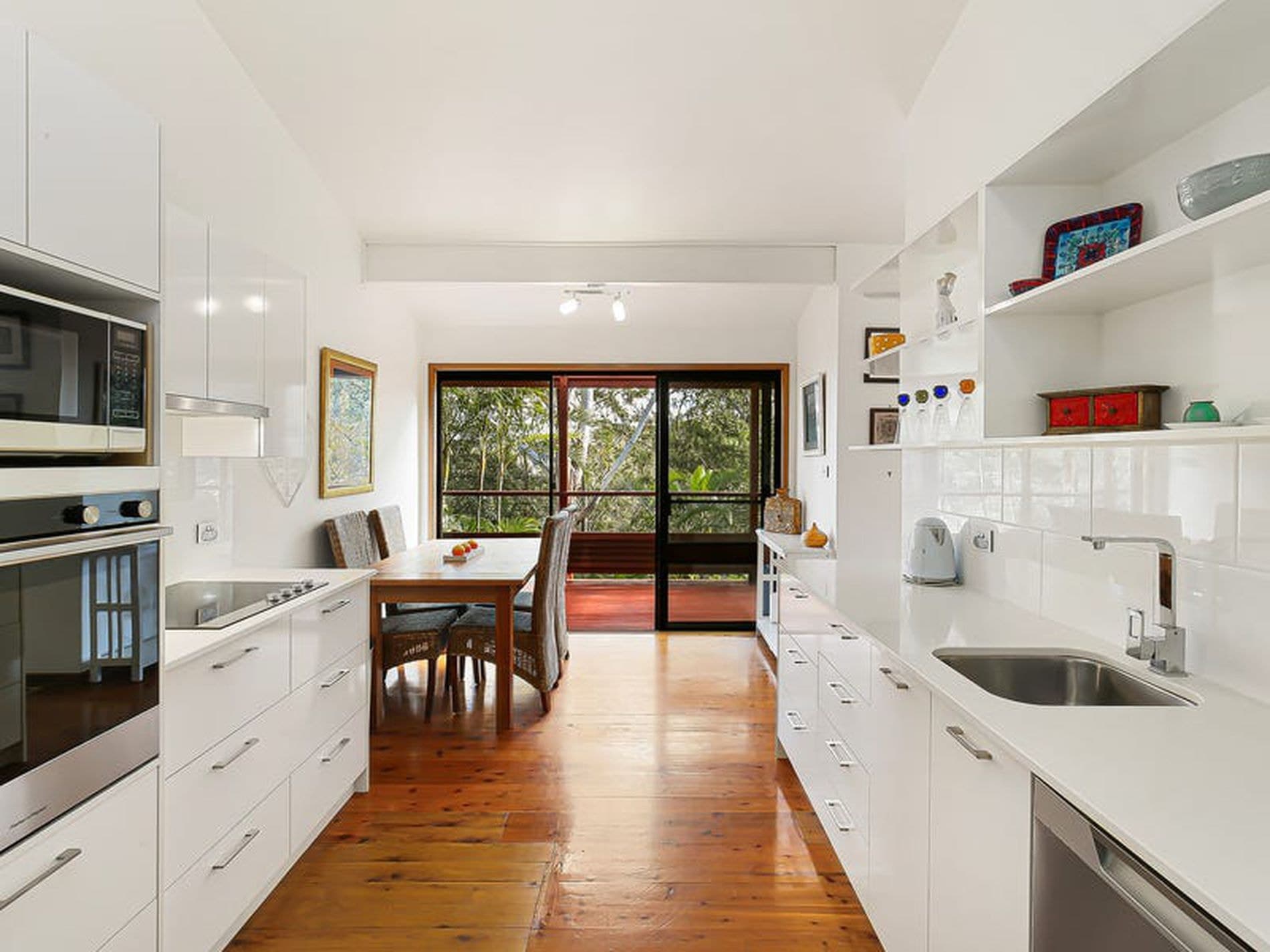 1A Surf Rider Avenue, North Avoca - Thumbnail 3