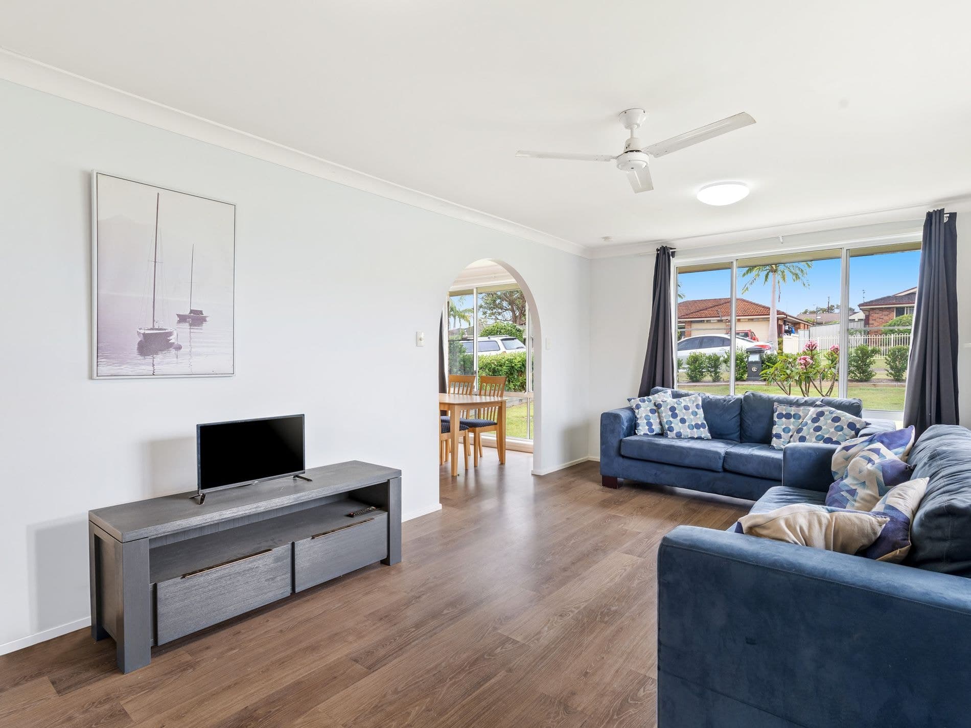17 White Swan Avenue, Blue Haven - Thumbnail 3