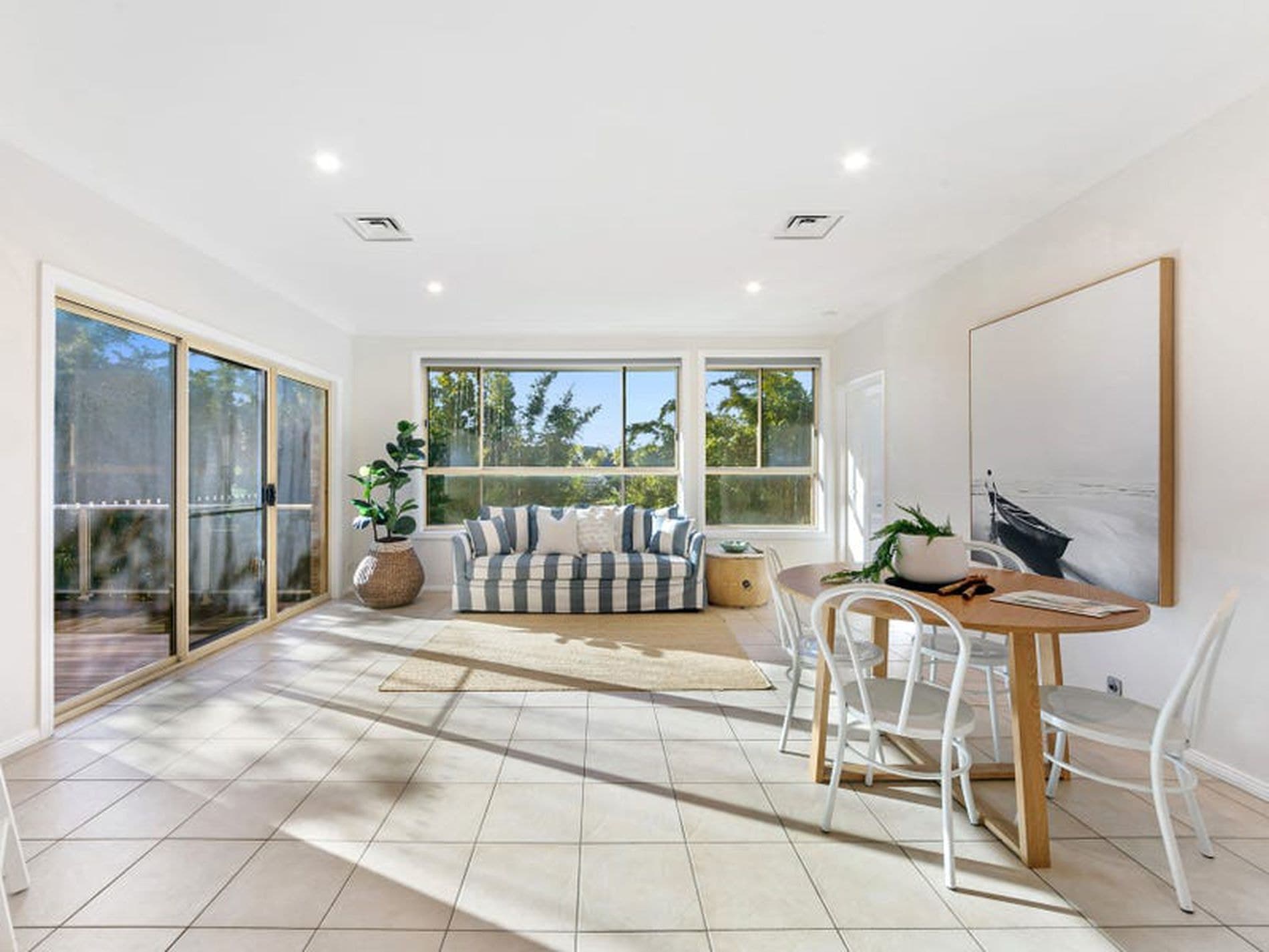 6 Sainsbury Close, Terrigal, Terrigal - Thumbnail 2