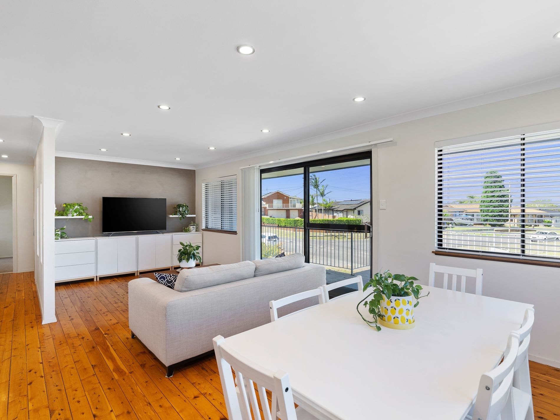 32 Middlesex Avenue, Gorokan - Thumbnail 2