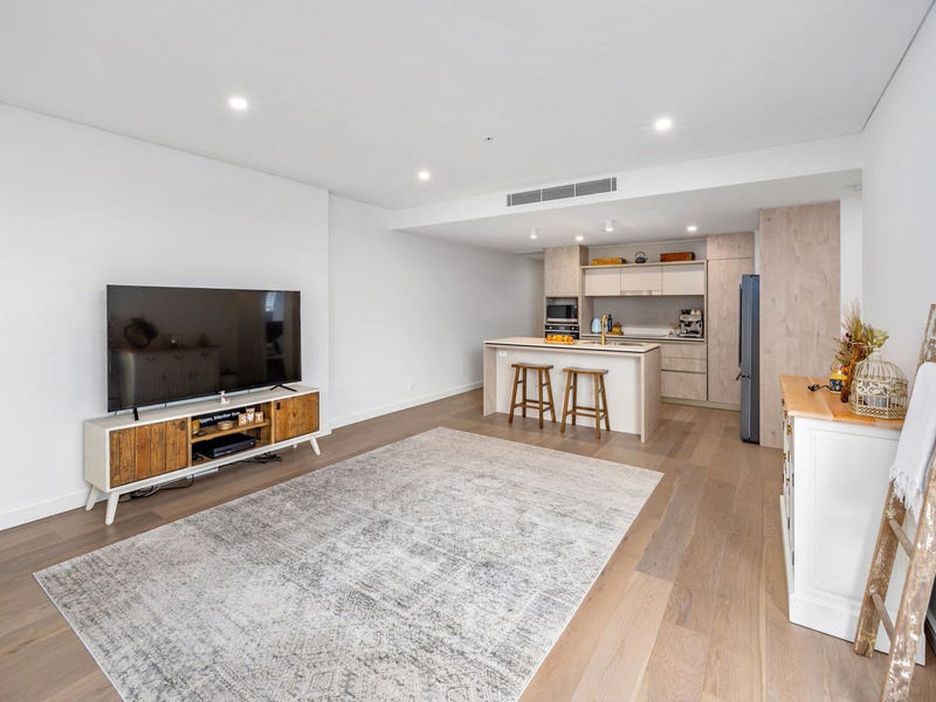 310 / 386 King Street, Newcastle - Thumbnail 5