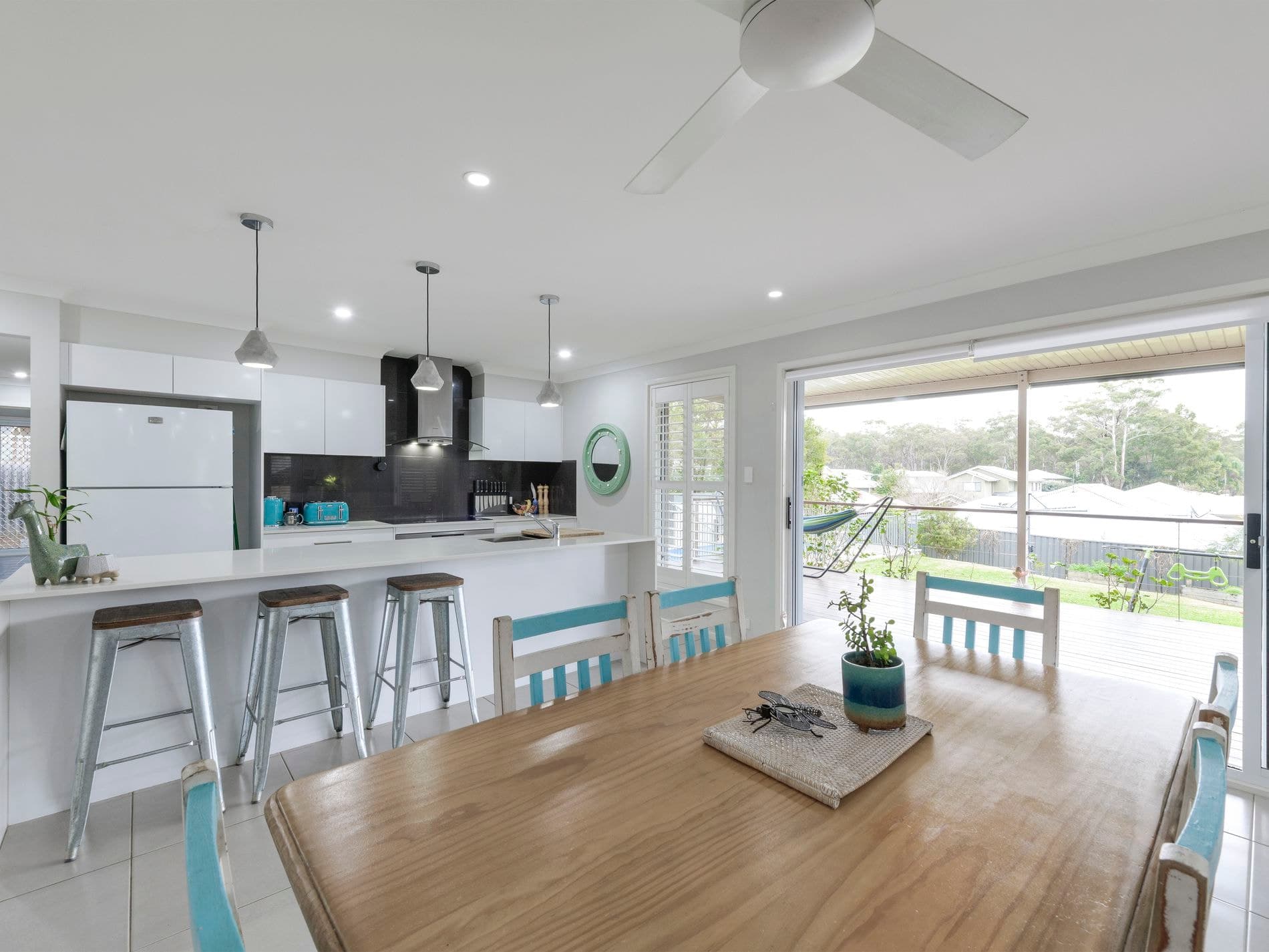 66 Lake Road, Balcolyn - Thumbnail 6