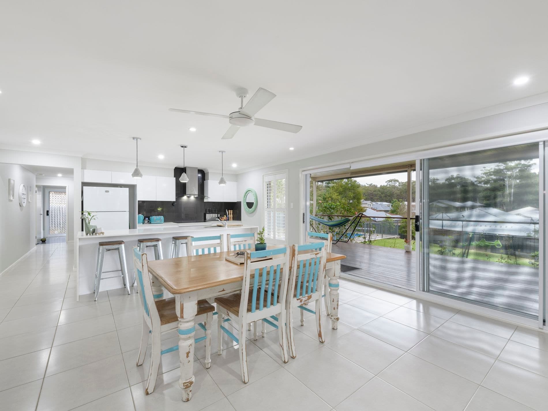 66 Lake Road, Balcolyn - Thumbnail 7