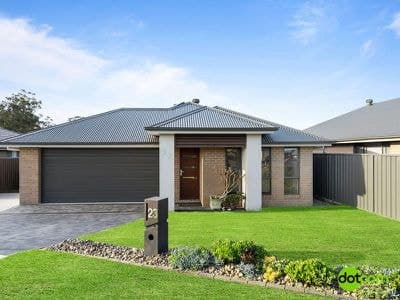 23 Fernhill Avenue, Hamlyn Terrace - Image 1