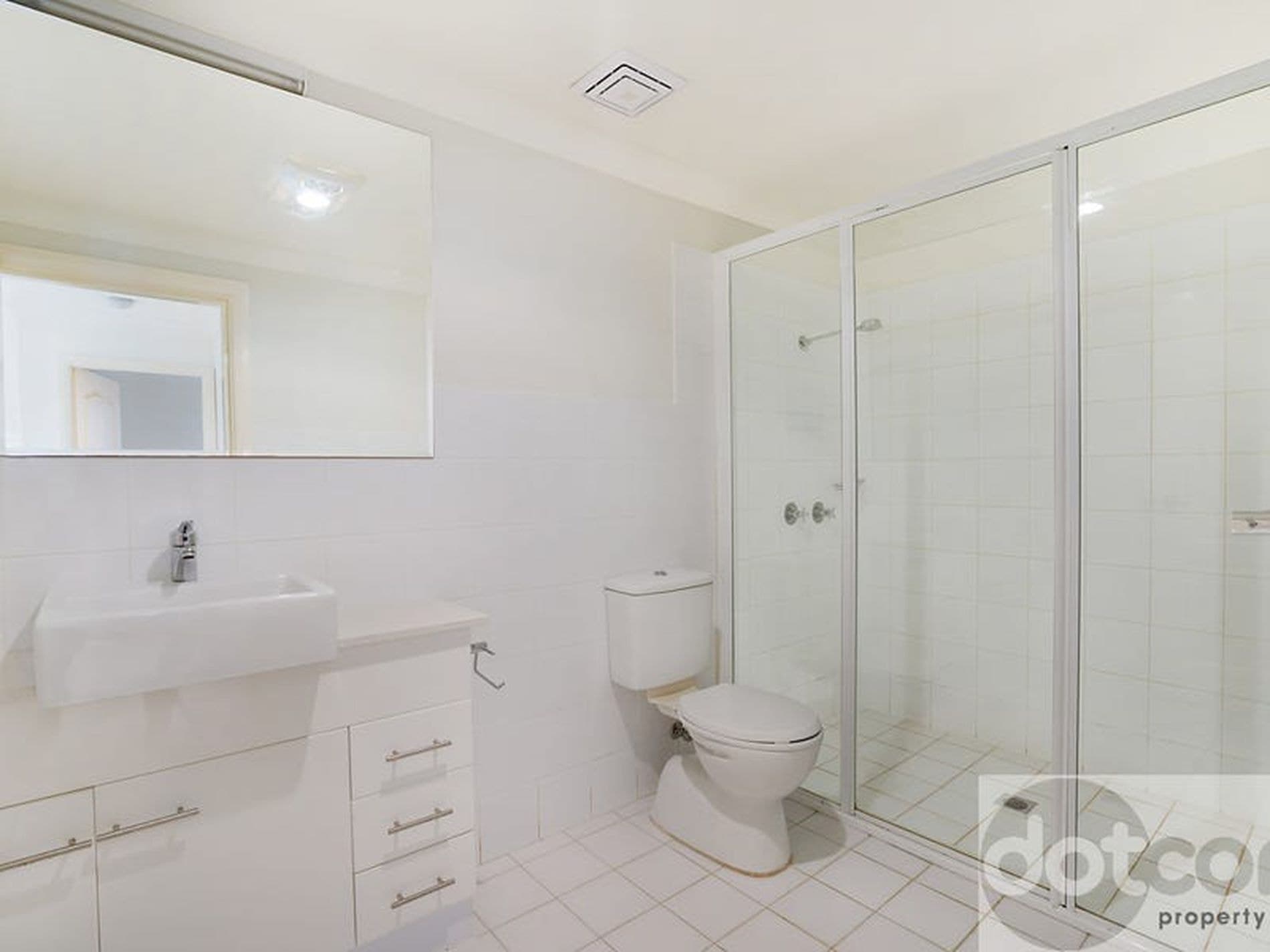 10 / 13-15 Moore Street, West Gosford - Thumbnail 3