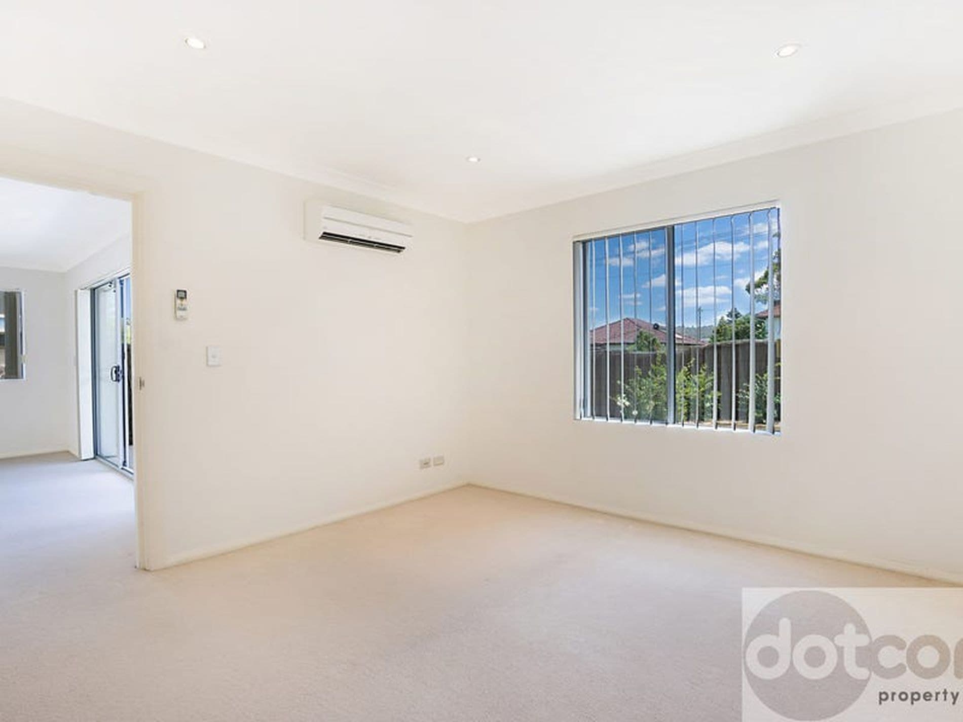 10 / 13-15 Moore Street, West Gosford - Thumbnail 4