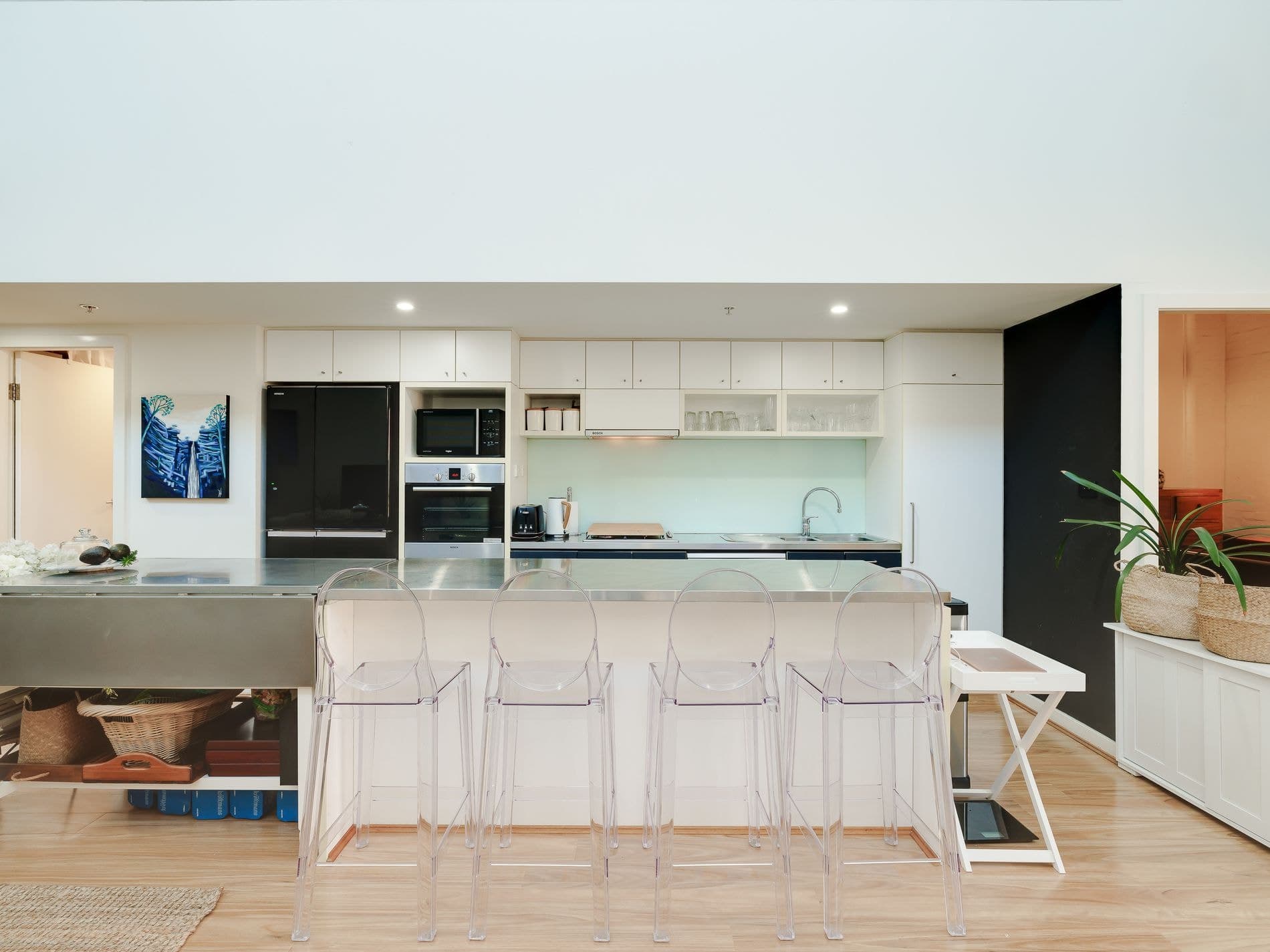 302 / 14 Milford Street, Islington - Thumbnail 2