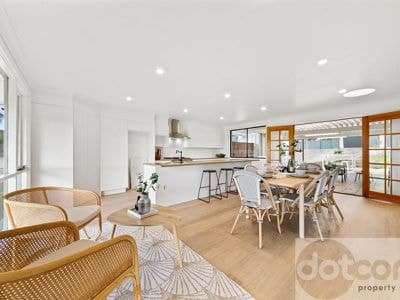 9 Kestrel Avenue, Mount Hutton - Image 1