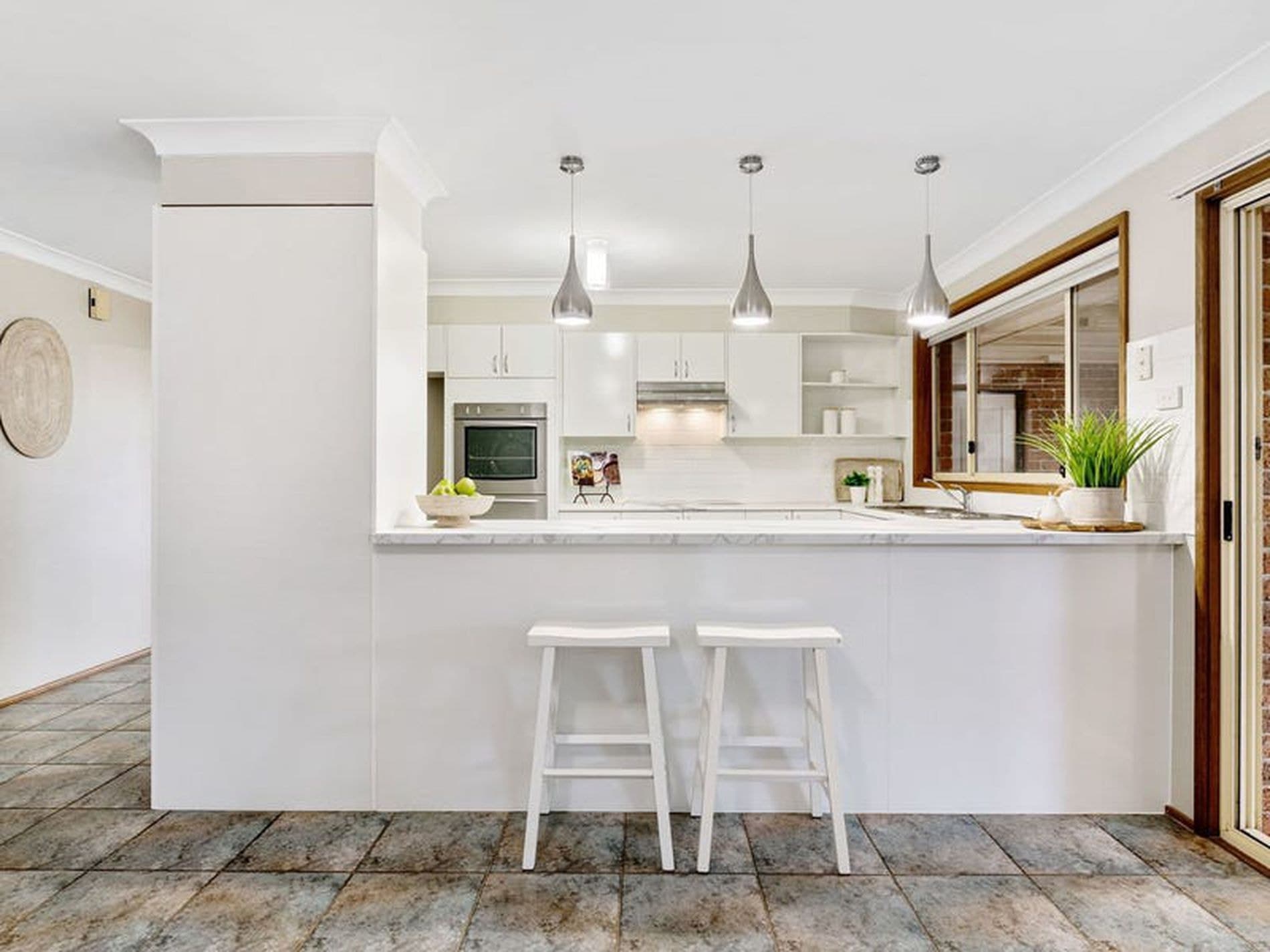 19 Barclay Close, Kariong - Image 1