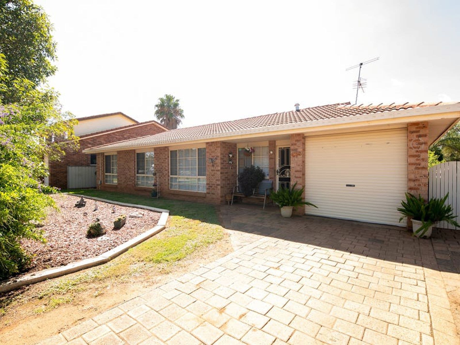 3 Chifley Drive, Dubbo - Image 1